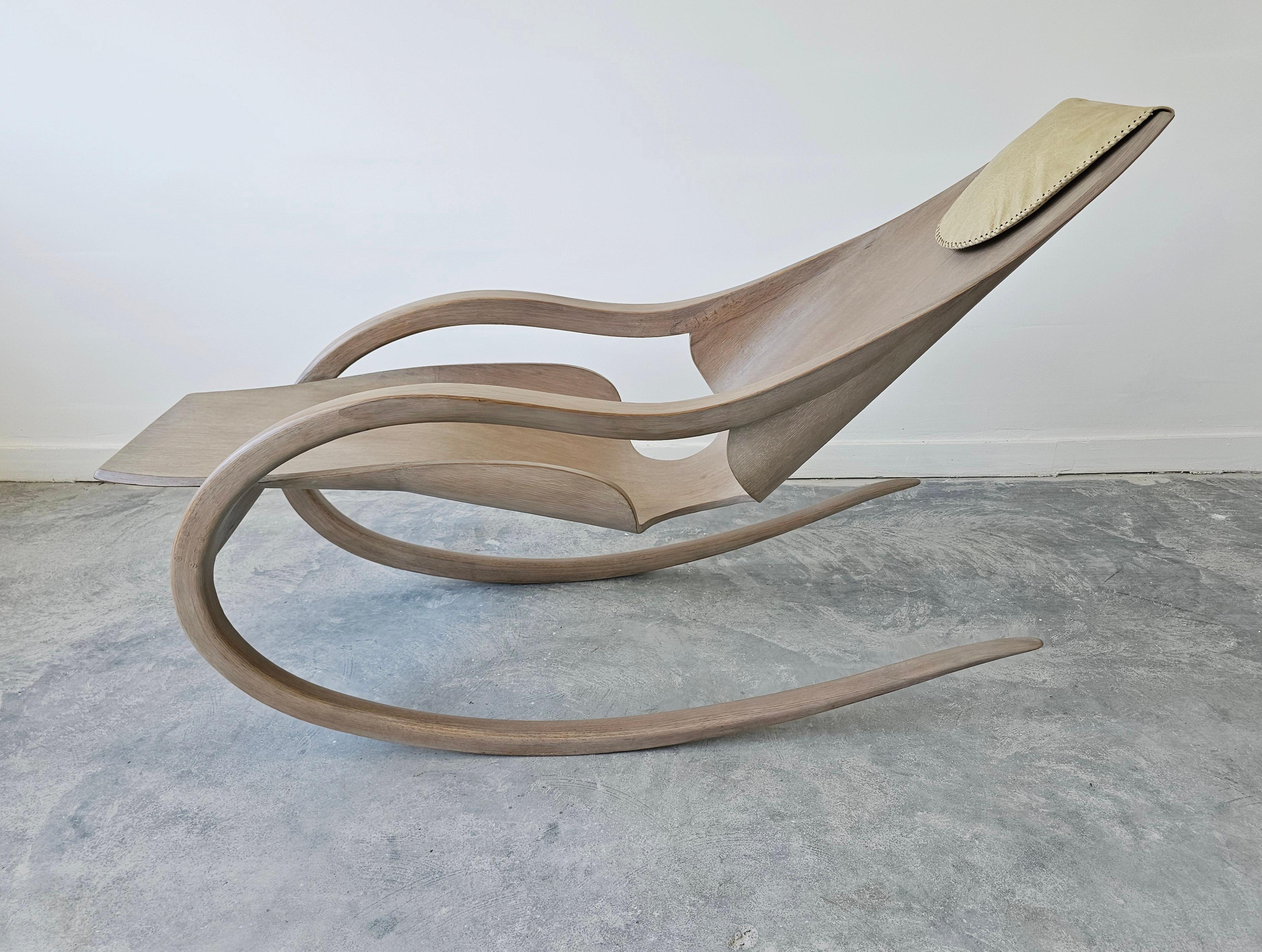 Sculptural Rocking Chair done in molded Ash plywood in style of Wendell Castle In Good Condition For Sale In Beograd, RS