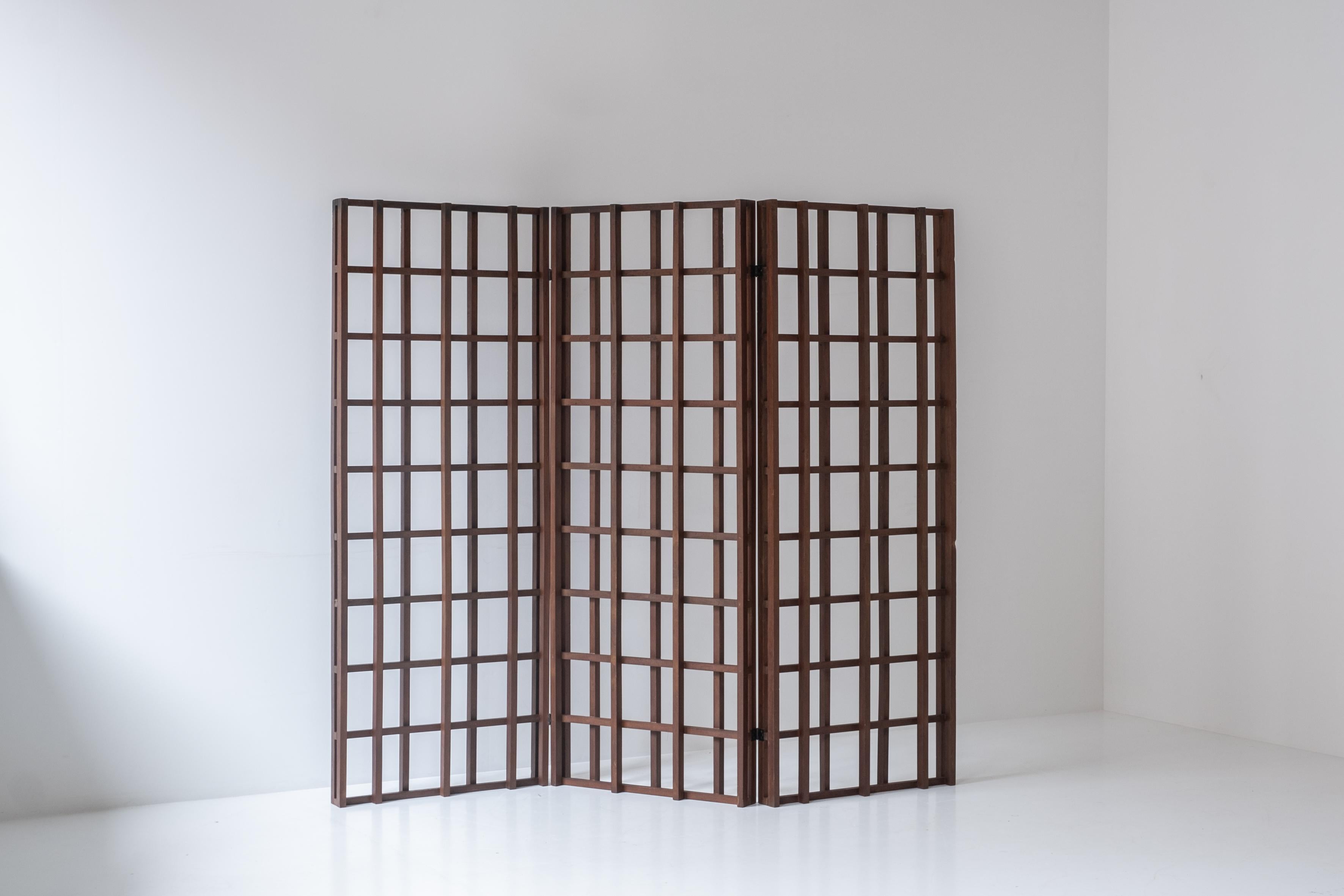 Italian Sculptural room divider designed and manufactured in Italy during the 1960s. For Sale