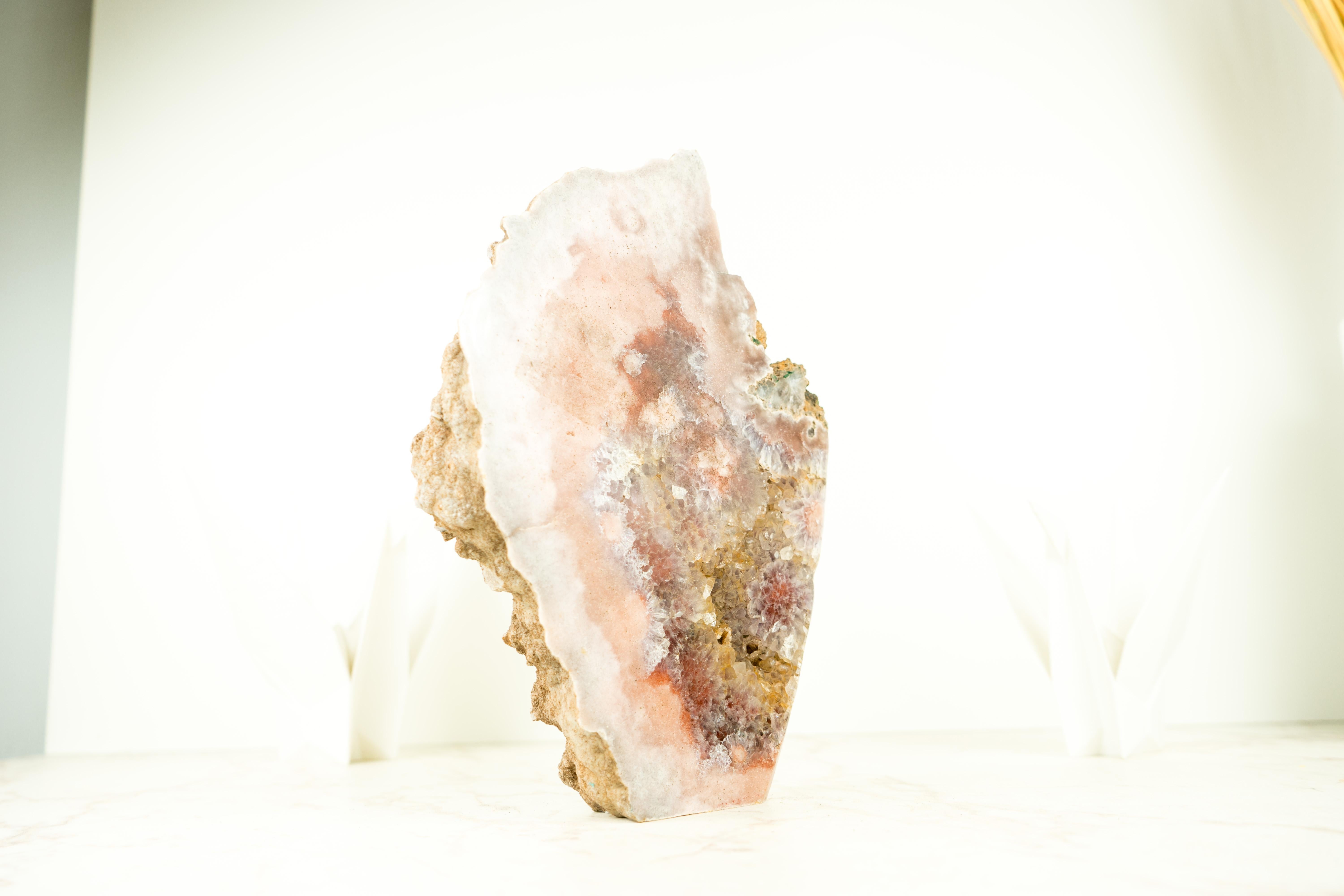 Geoda escultórica de amatista rosa con amatista rosa y roja, cristal decorativo en venta 5