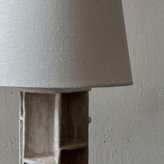 Sculptural Round Ceramic Table Lamp, Creme