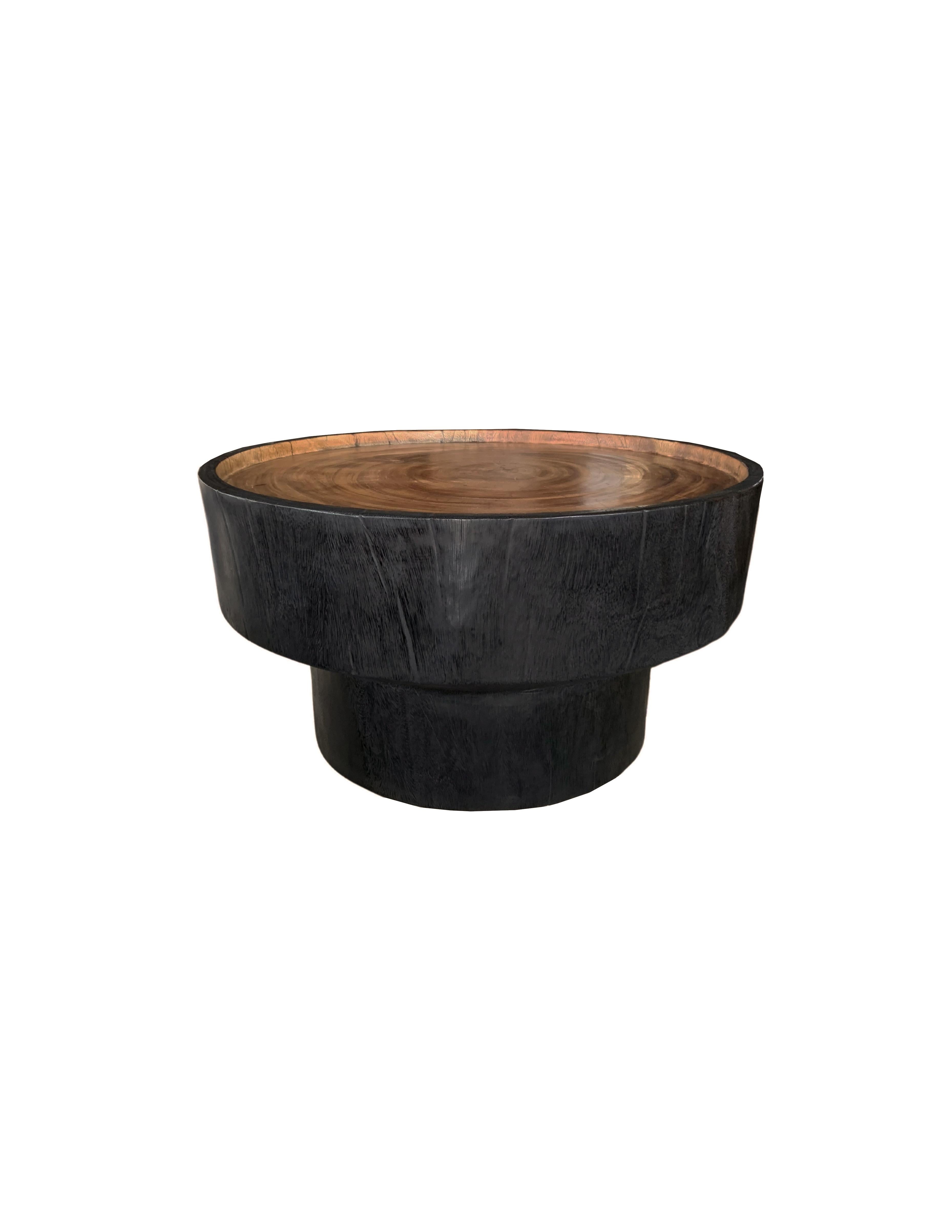Organic Modern Sculptural Round Table Crafted from Solid Mango Wood For Sale