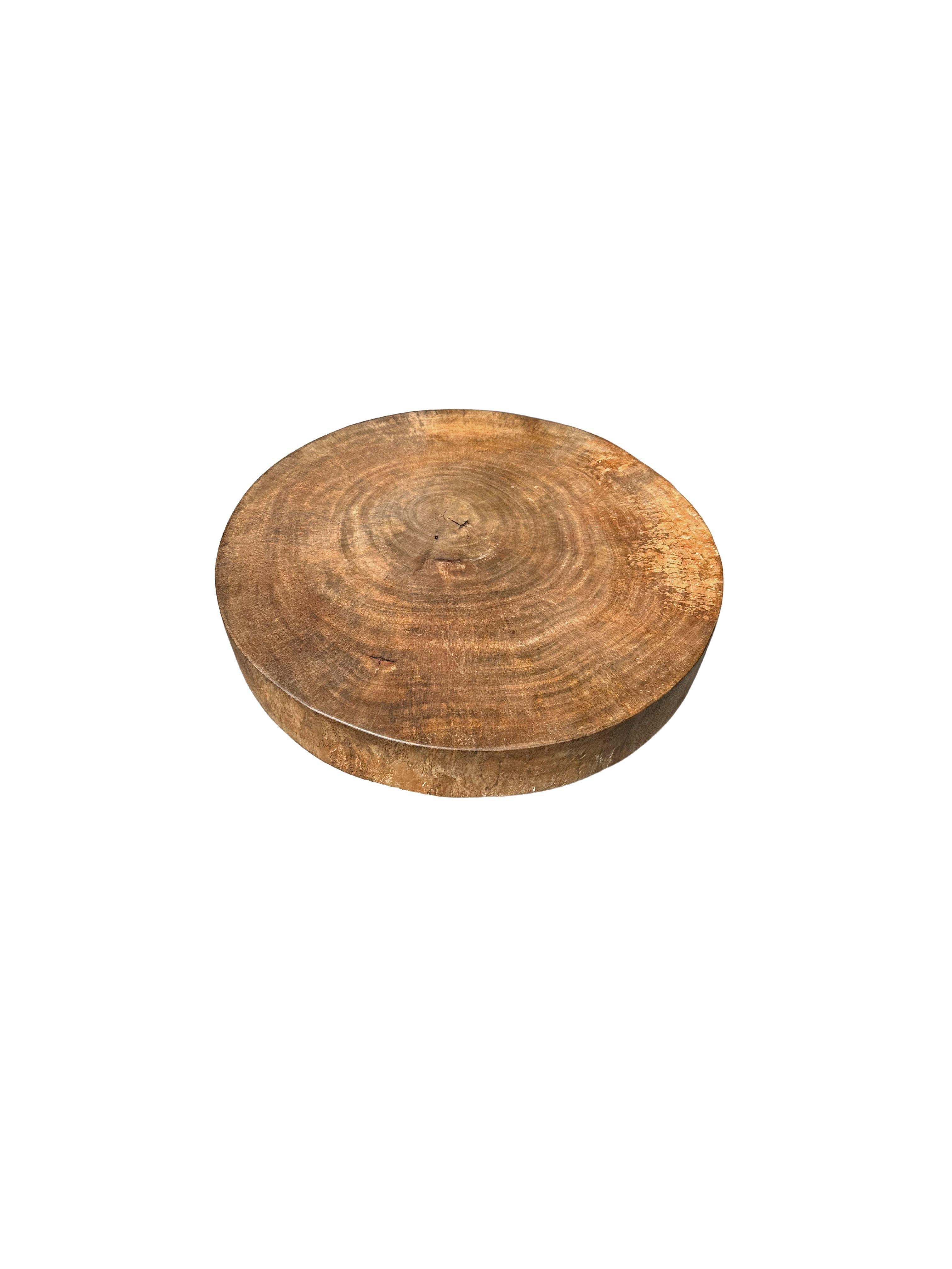 Organic Modern Sculptural Round Table Crafted from Solid Mango Wood, Natural Finish For Sale
