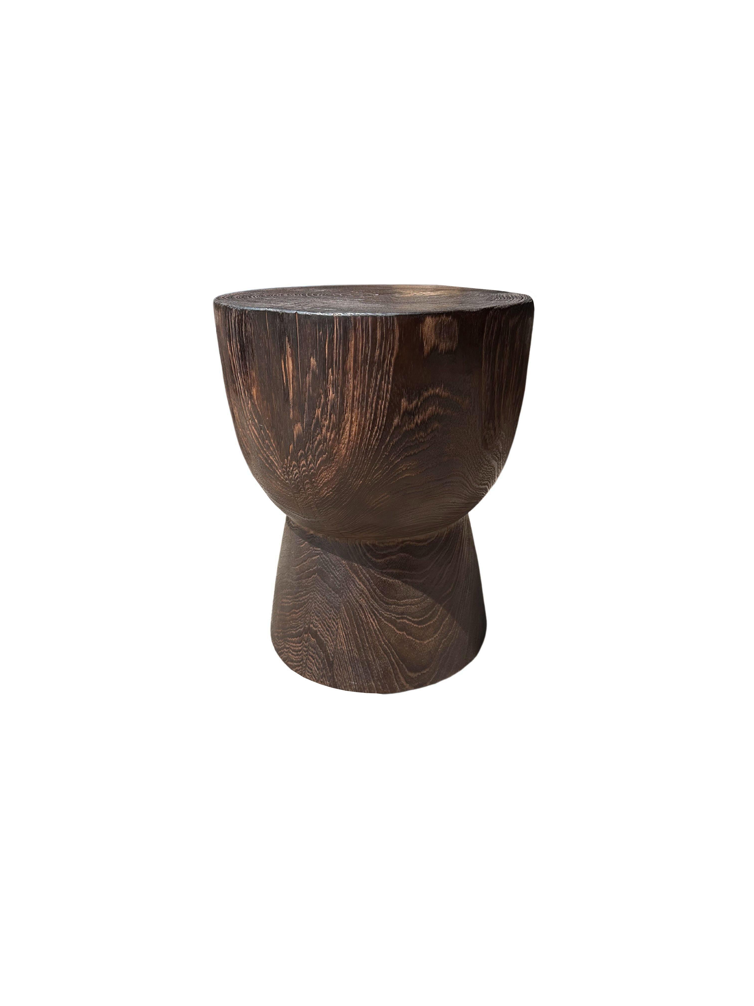 Organic Modern Sculptural Round Table Crafted from Solid Suar Wood, Natural Finish For Sale