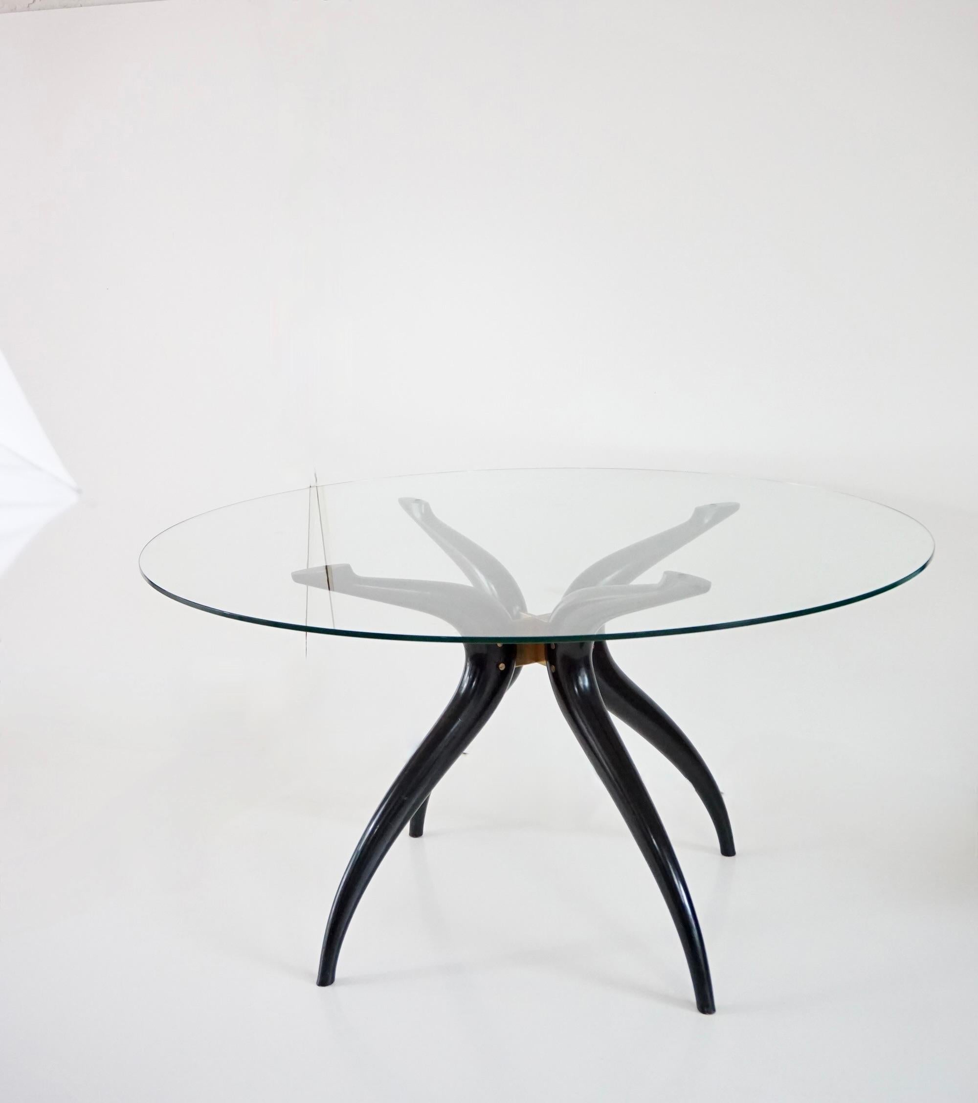 Table ronde sculpturale, suivie C. Mollino, bois laqué laiton verre, 1945 Bon état - En vente à Rome, IT
