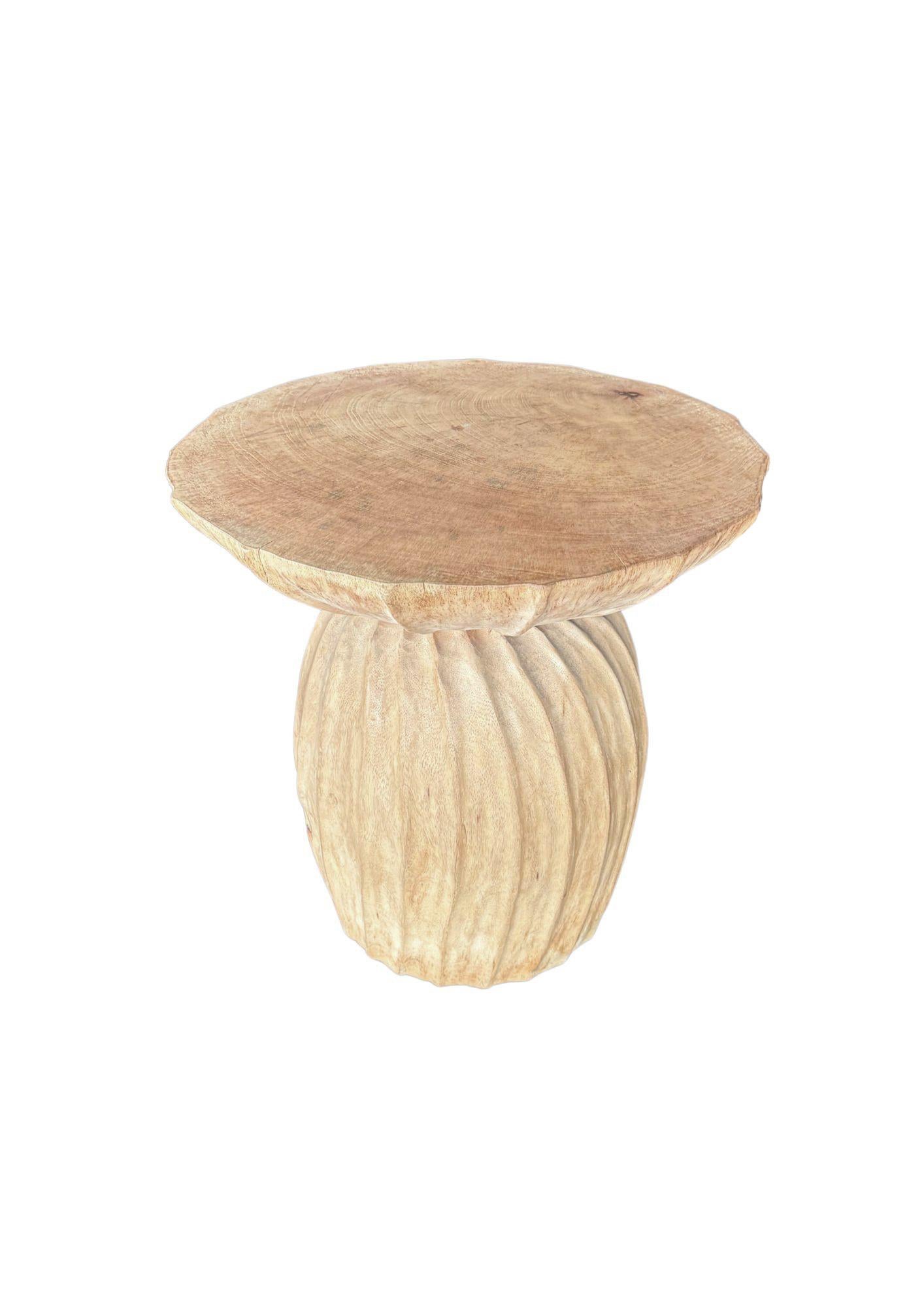 Sculptural Round Table: Solid Mango Wood, Bleached Finish, Modern Organic In Good Condition For Sale In Jimbaran, Bali