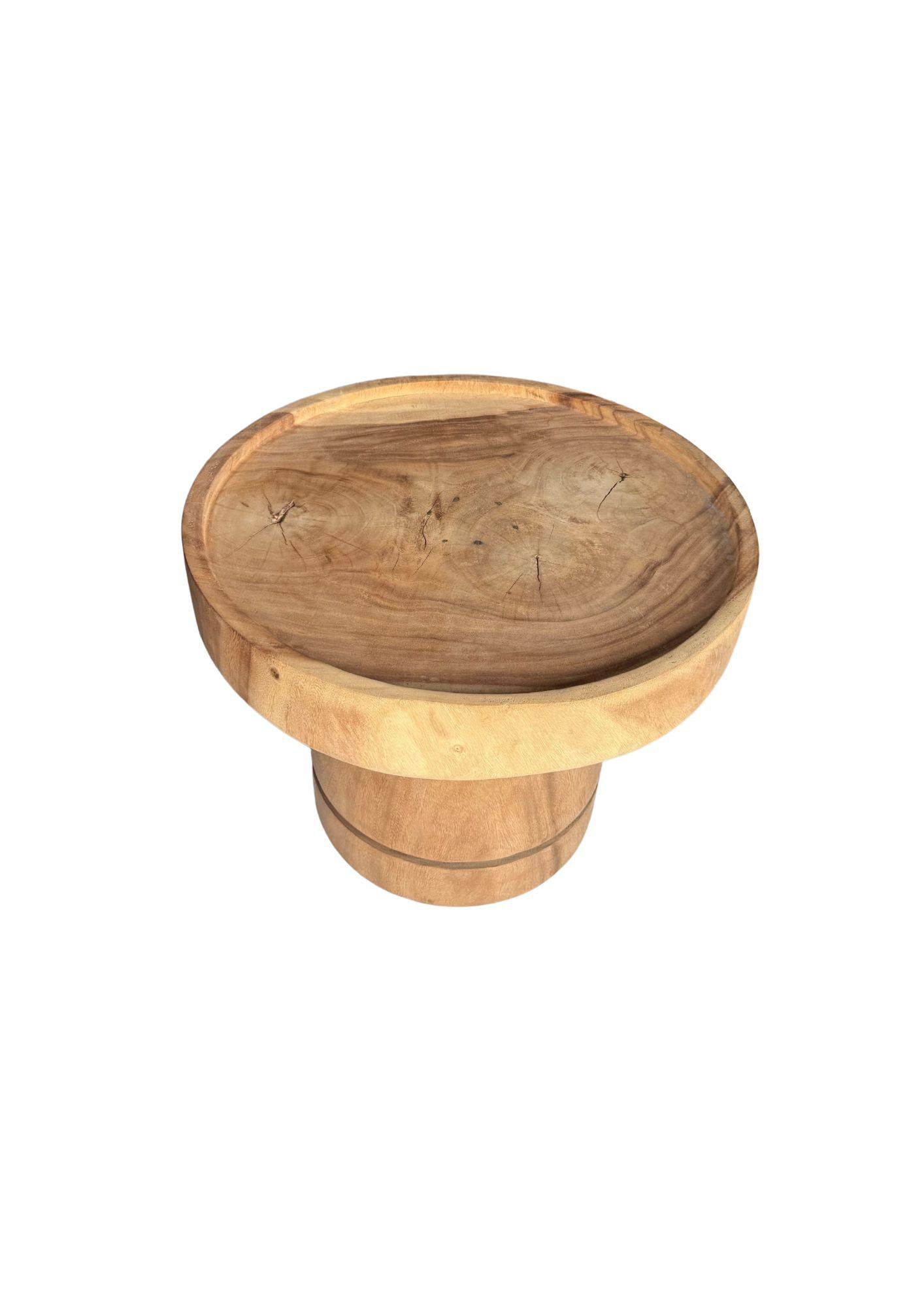 Organic Modern Sculptural Round Table: Solid Mango Wood, Natural Finish, Modern Organic For Sale
