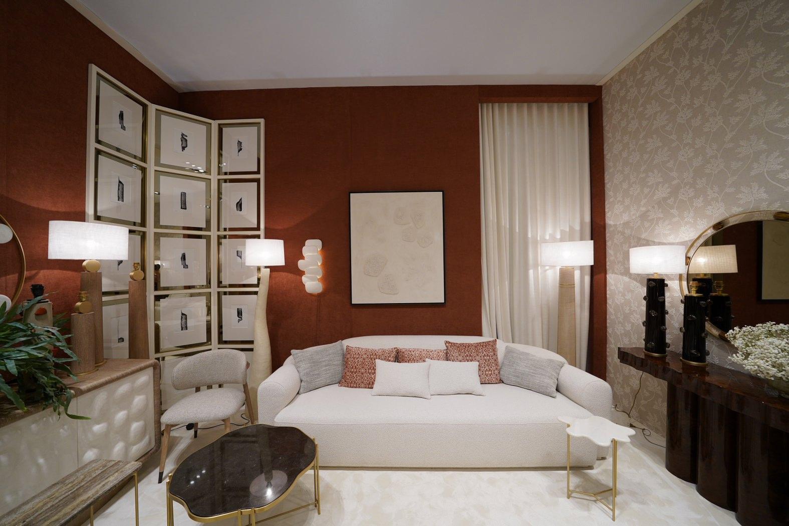 Wood Sculptural Scalloped Console Table in High Gloss Walnut Root By José Castro For Sale