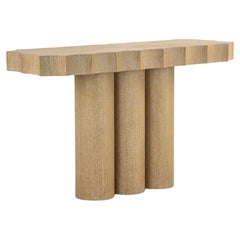 Tavolo consolle scultoreo smerlato in Oak Oak Naturale di JMS