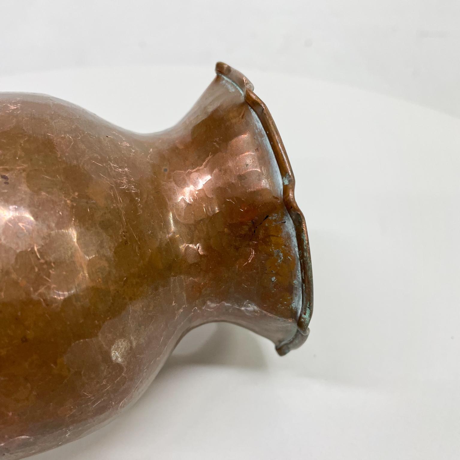 Sculptural Scalloped Hammered Copper Vase Santa Clara del Cobre Mexico 1960s 1