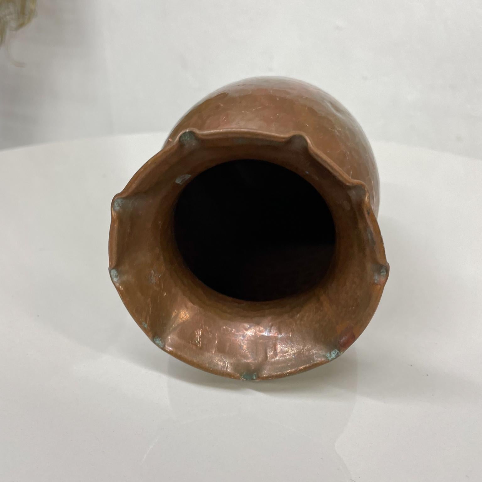 Sculptural Scalloped Hammered Copper Vase Santa Clara del Cobre Mexico 1960s 2