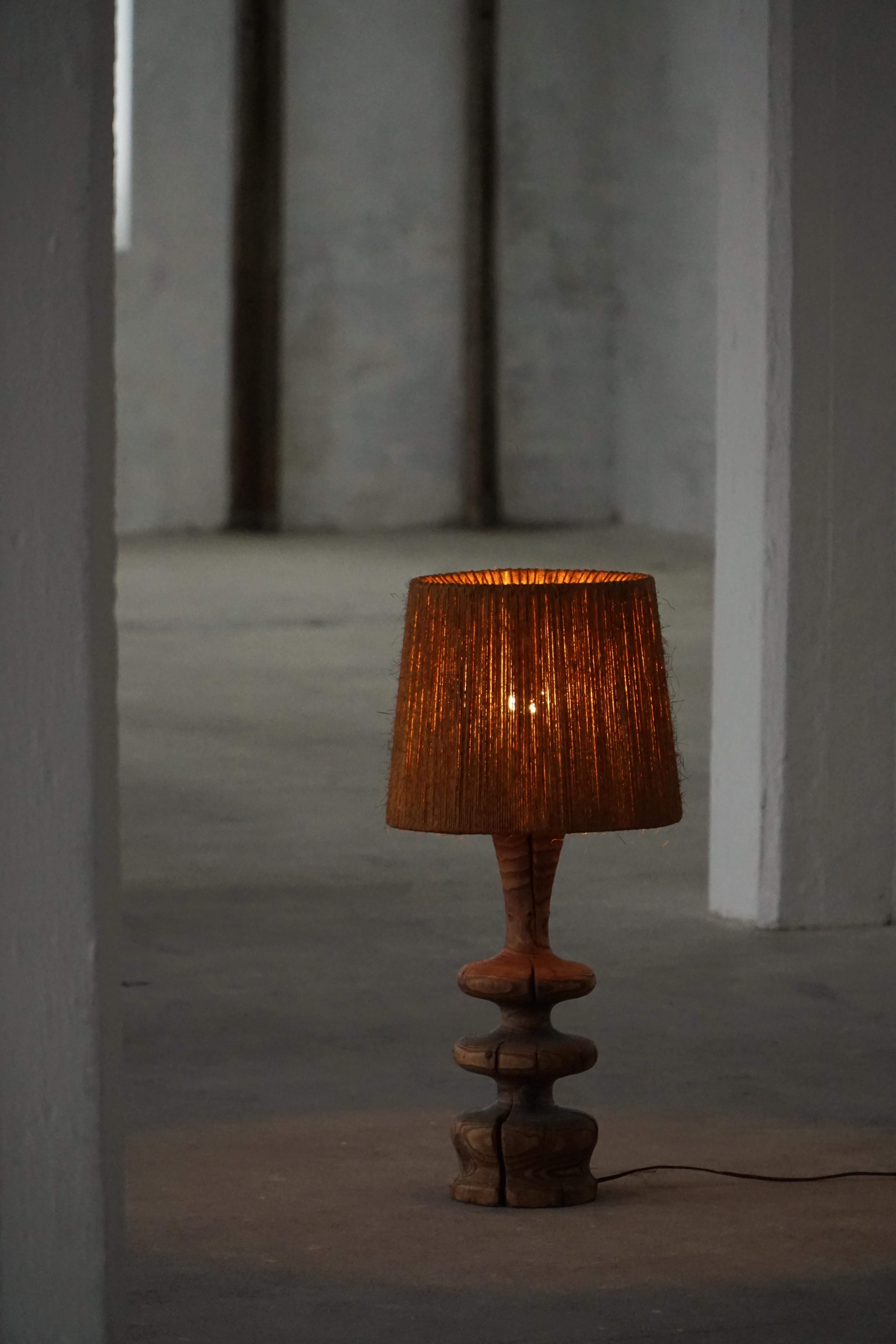 Lampada da tavolo scultorea scandinava in pino organico, stile Wabi Sabi, anni '60 in vendita 5