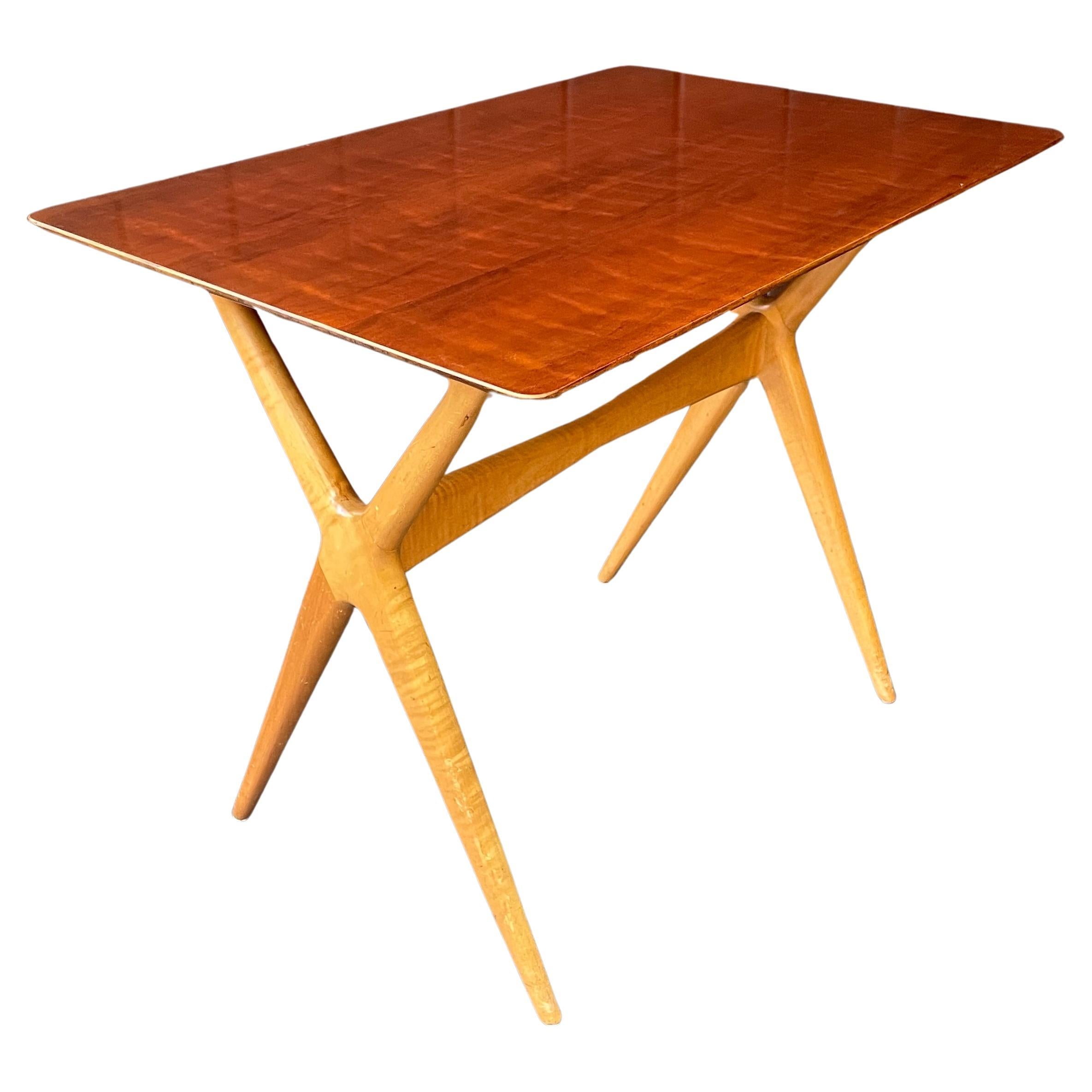 Skulpturaler Tisch mit Scherenbeinen und X-Fuß und X-Fuß, Renzo Rutili Johnson Furniture (Außergewöhnlich)
