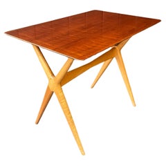 Table sculpturale à base en X Renzo Rutili Johnson Furniture (Attrd.)