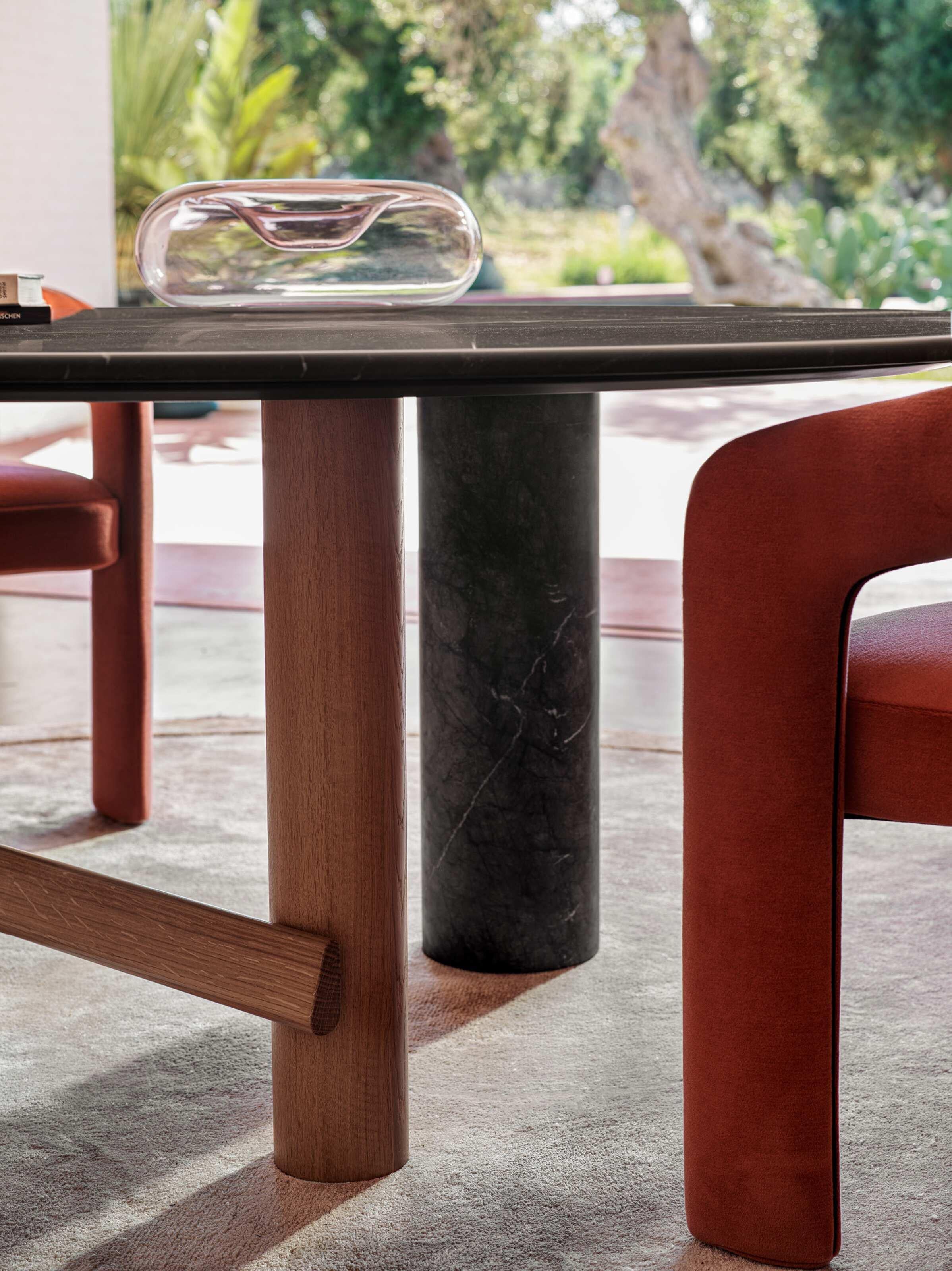 Mesa de comedor Sengu escultural de Patricia Urquiola para Cassina en venta 4
