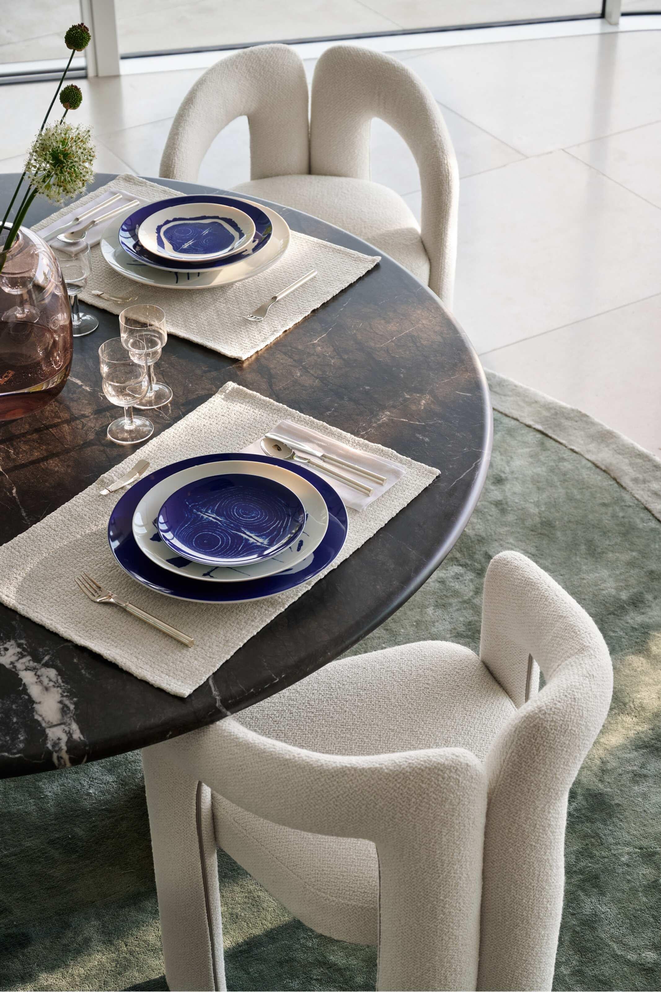 Mesa de comedor Sengu escultural de Patricia Urquiola para Cassina en venta 5