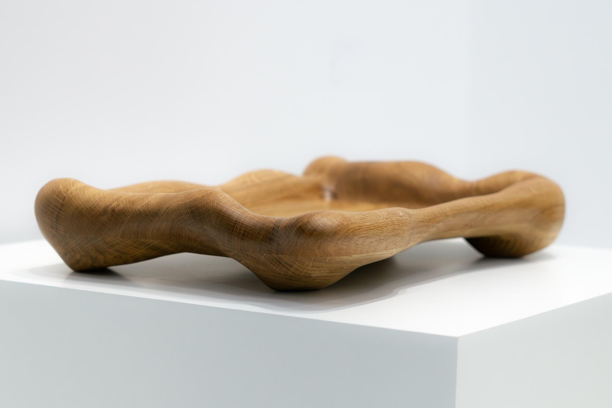 Sculptural Serving Tray in Oak Wood For Sale 5