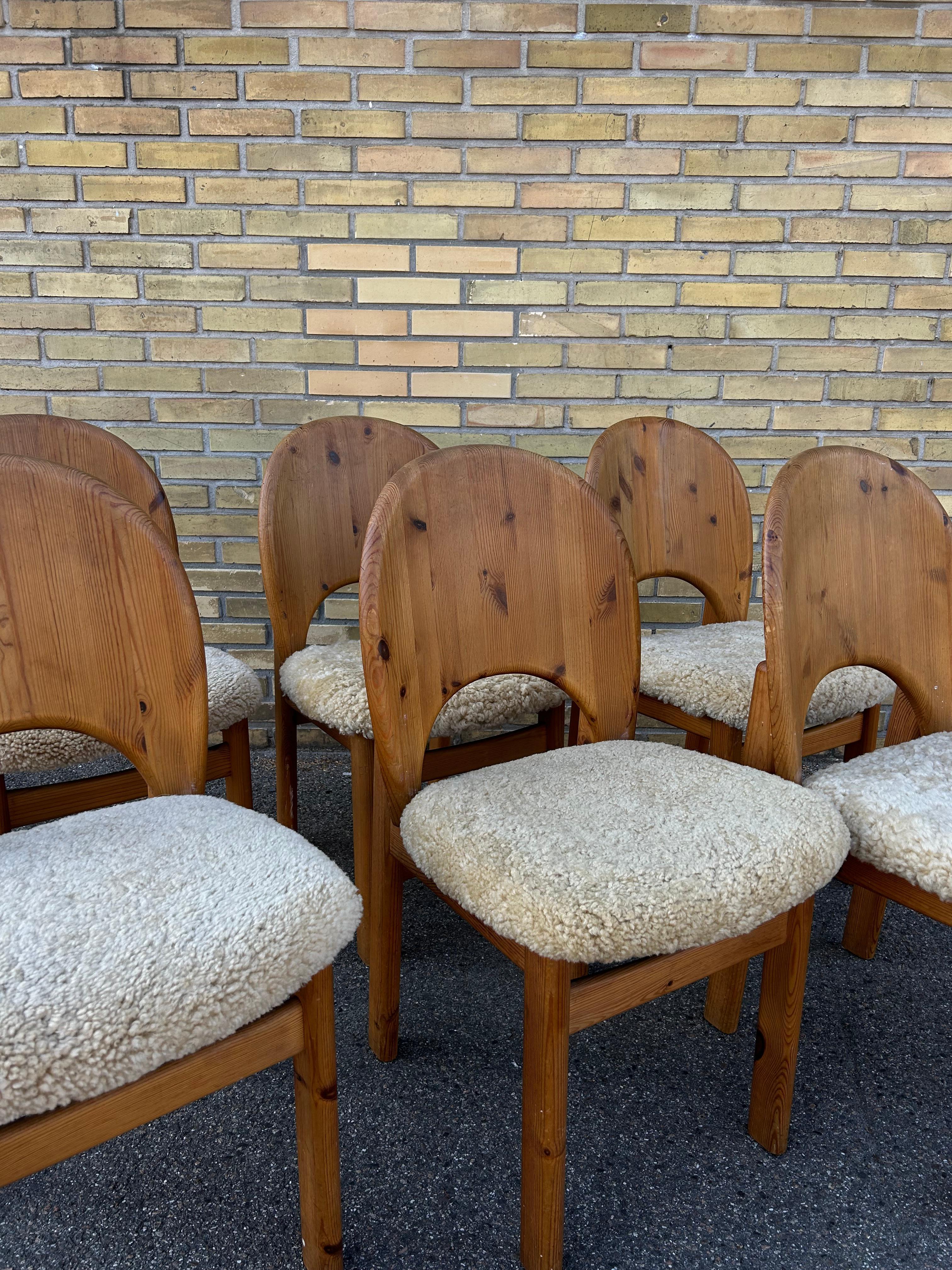 Hand-Crafted Sculptural set of 6 pine dining chairs by Glostrup Møbelfabrik, Denmark 1960’s