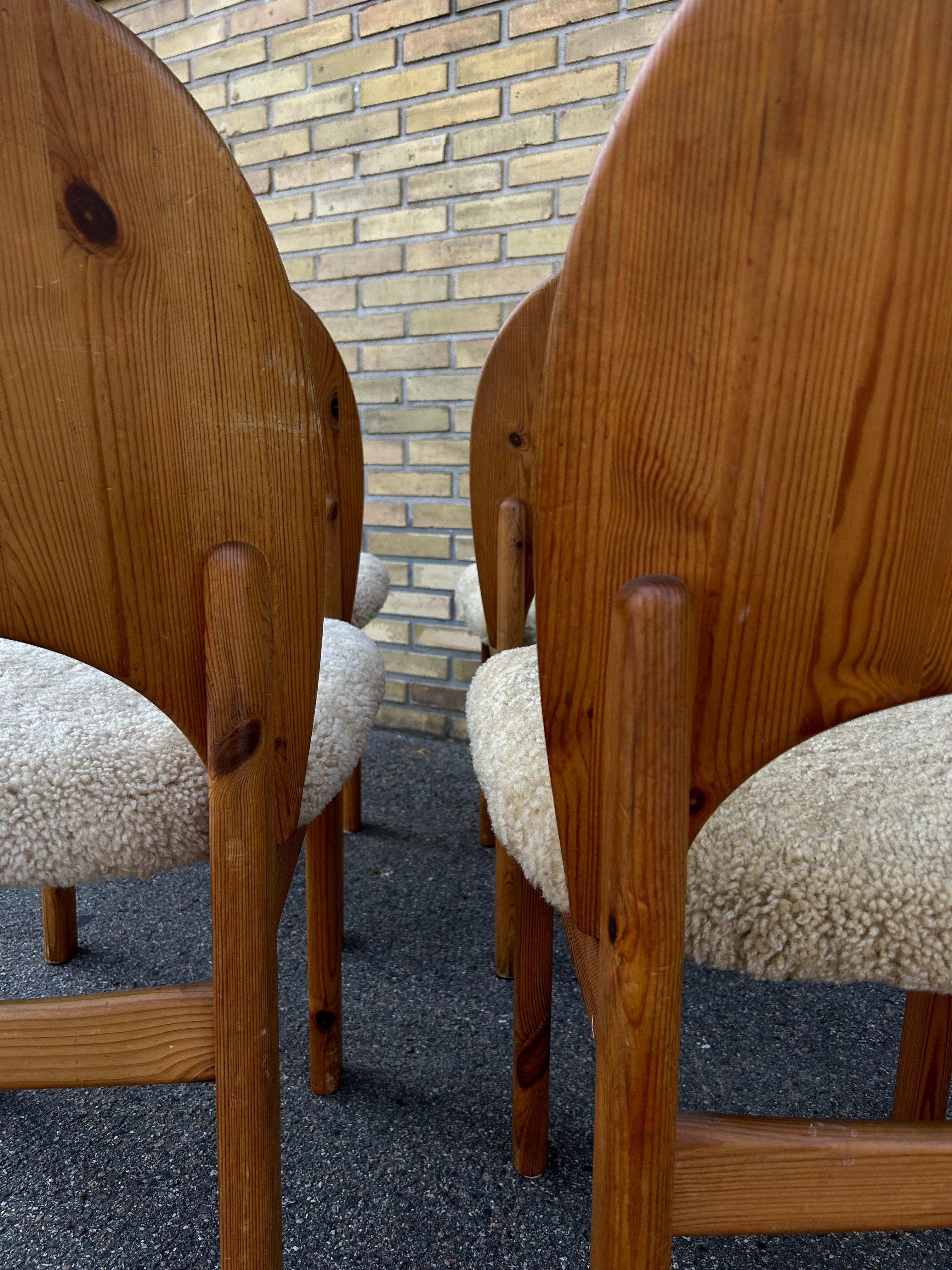 Mid-20th Century Sculptural set of 6 pine dining chairs by Glostrup Møbelfabrik, Denmark 1960’s