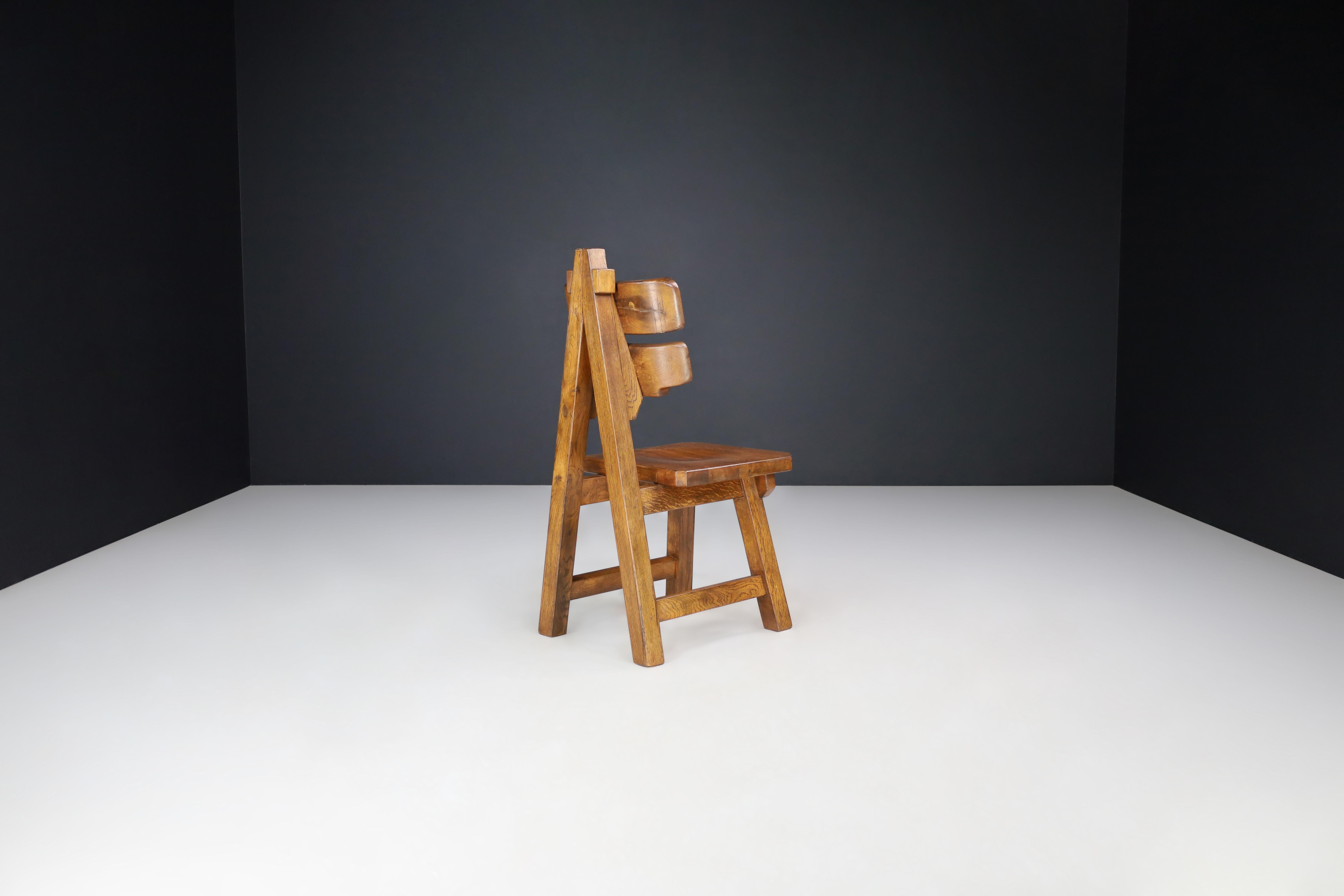 Sculptural Set of Eight Brutalist Dining Chairs in Solid Oak, France, 1960s   For Sale 2