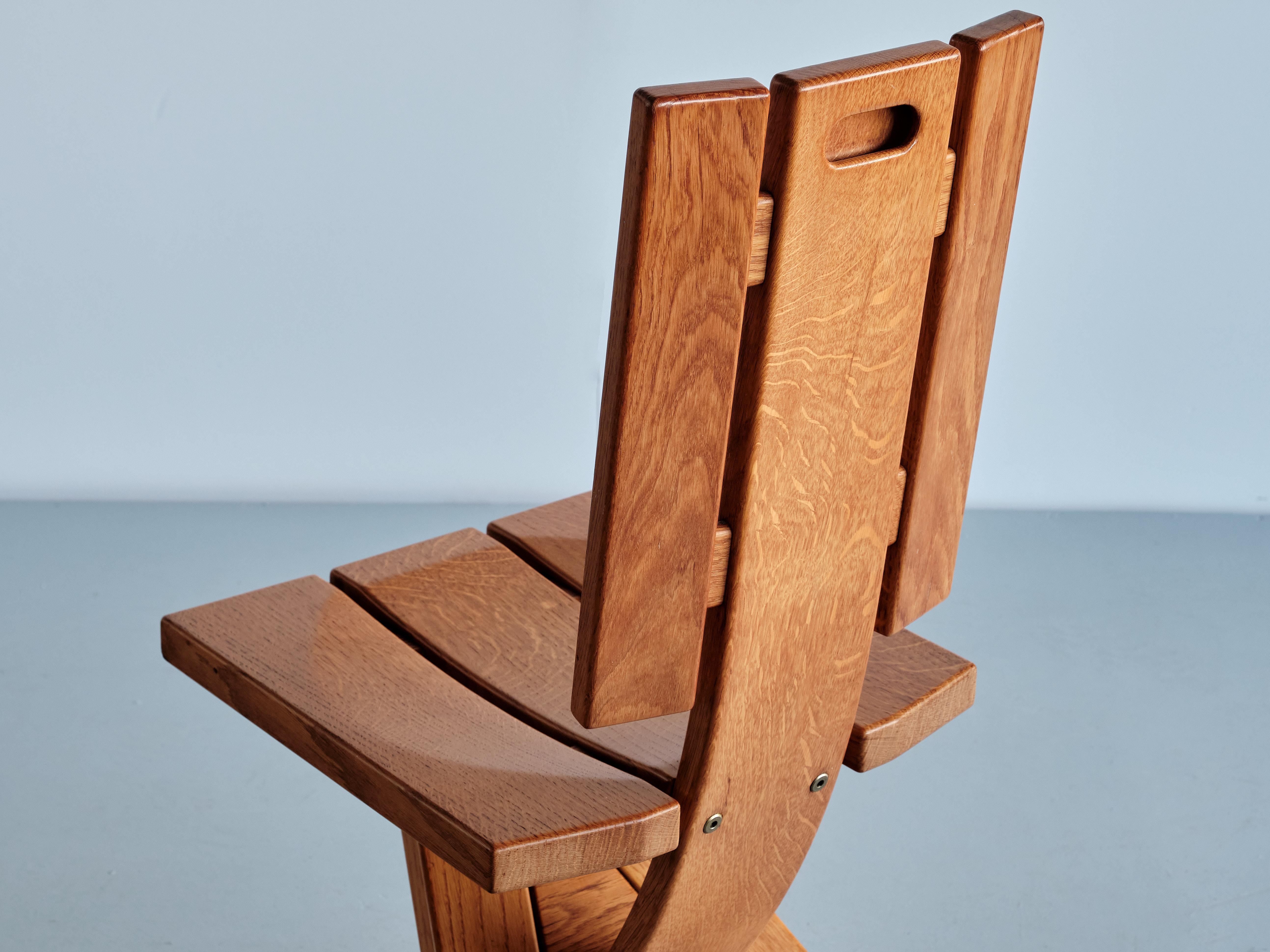 Sculptural Set of Four Ebénisterie Seltz Dining Chairs in Oak, France, 1970s For Sale 2