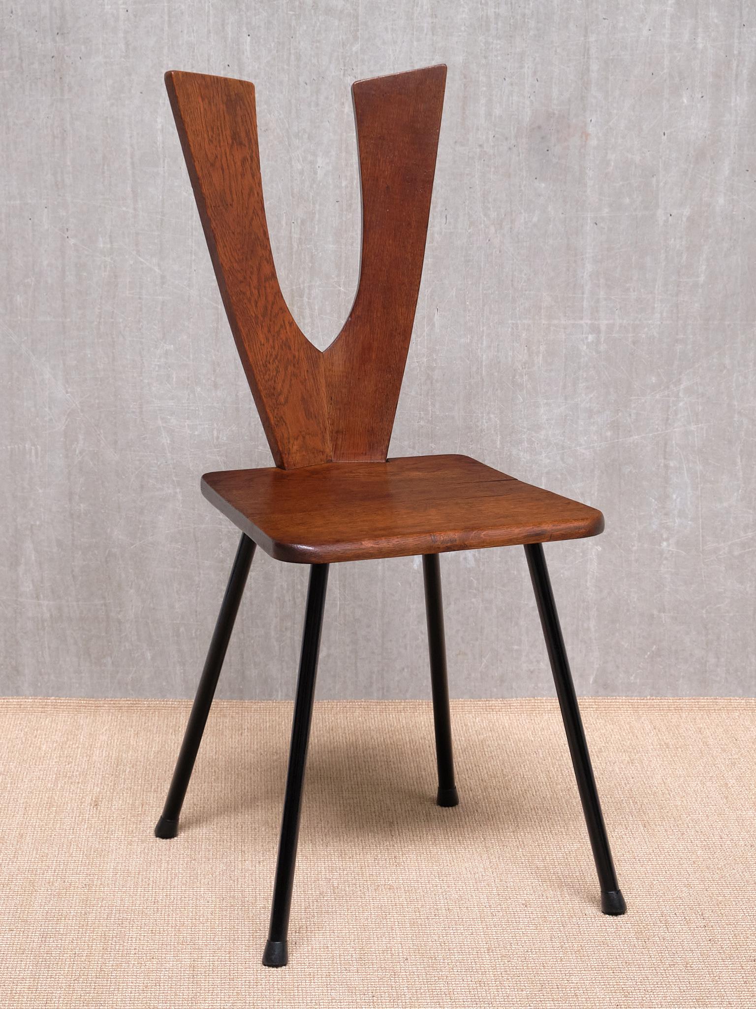 Sculptural Set of Six Winged-Back Dining Chairs in Solid Oak, France, 1950s For Sale 3