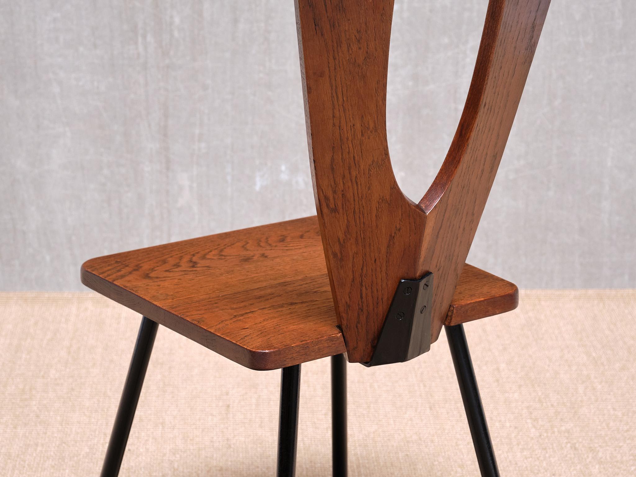 Sculptural Set of Six Winged-Back Dining Chairs in Solid Oak, France, 1950s For Sale 7