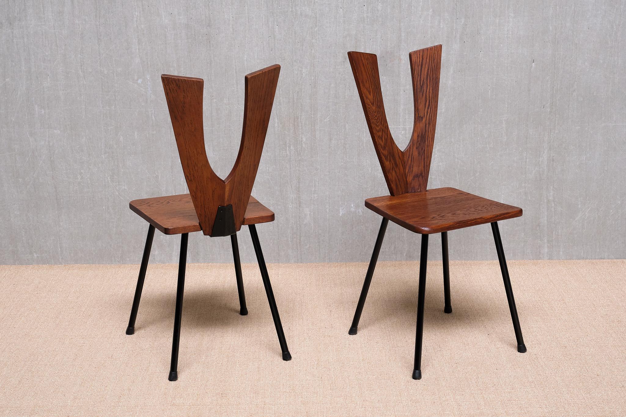Sculptural Set of Six Winged-Back Dining Chairs in Solid Oak, France, 1950s In Good Condition For Sale In The Hague, NL