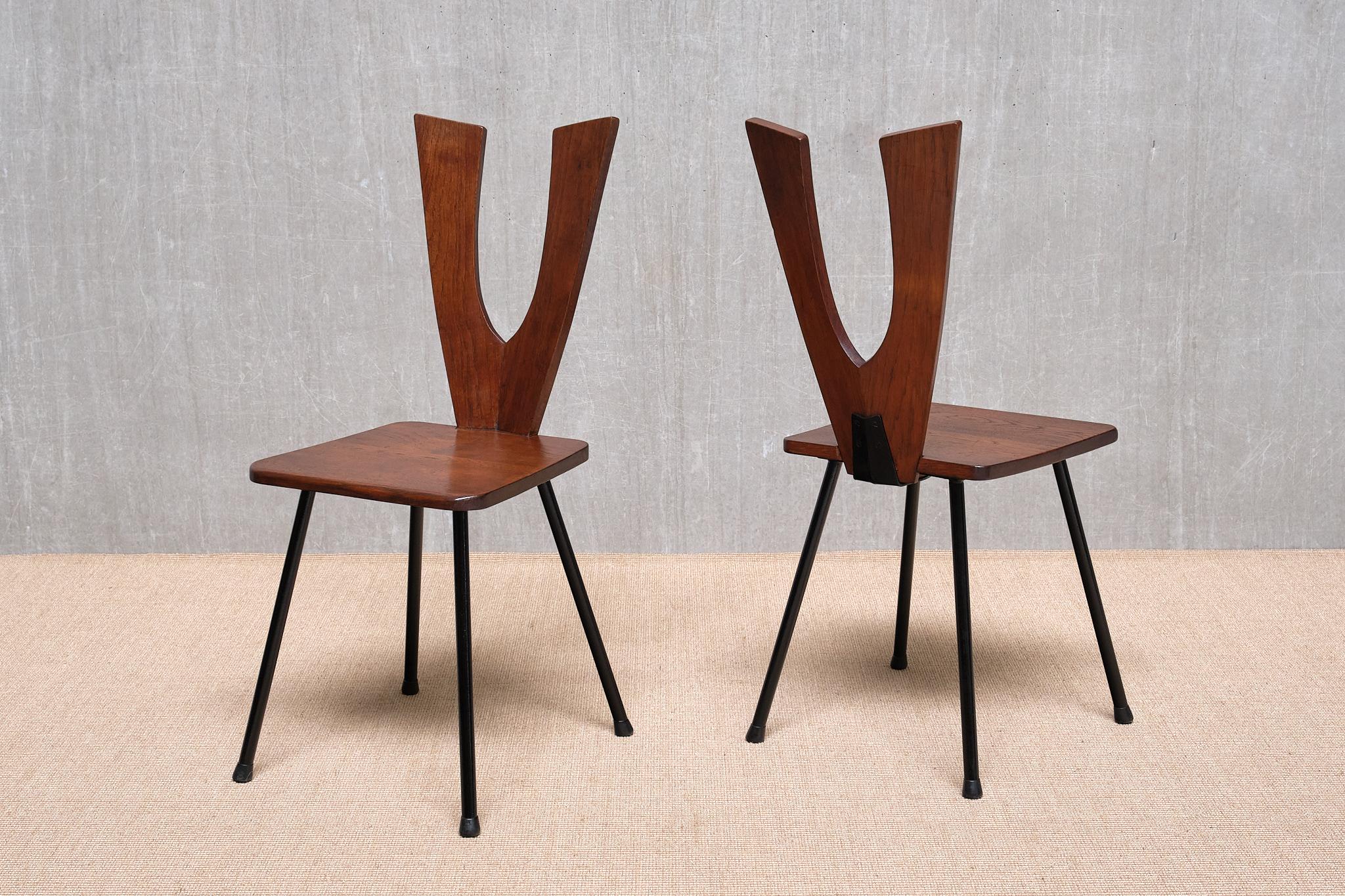 Mid-20th Century Sculptural Set of Six Winged-Back Dining Chairs in Solid Oak, France, 1950s For Sale