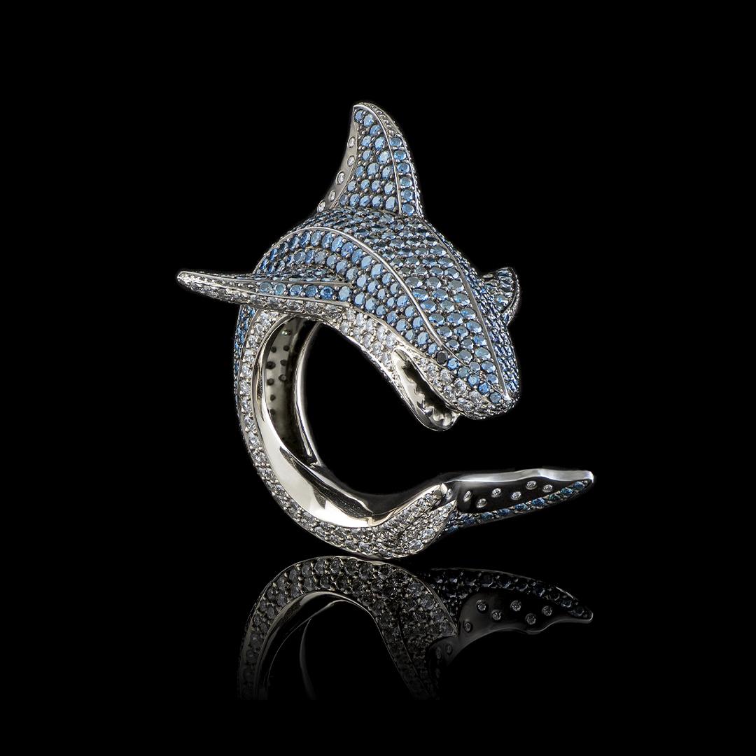 gold shark ring