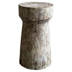 Sculptural Side Table Crafted from Mango Wood, Bleached Finish