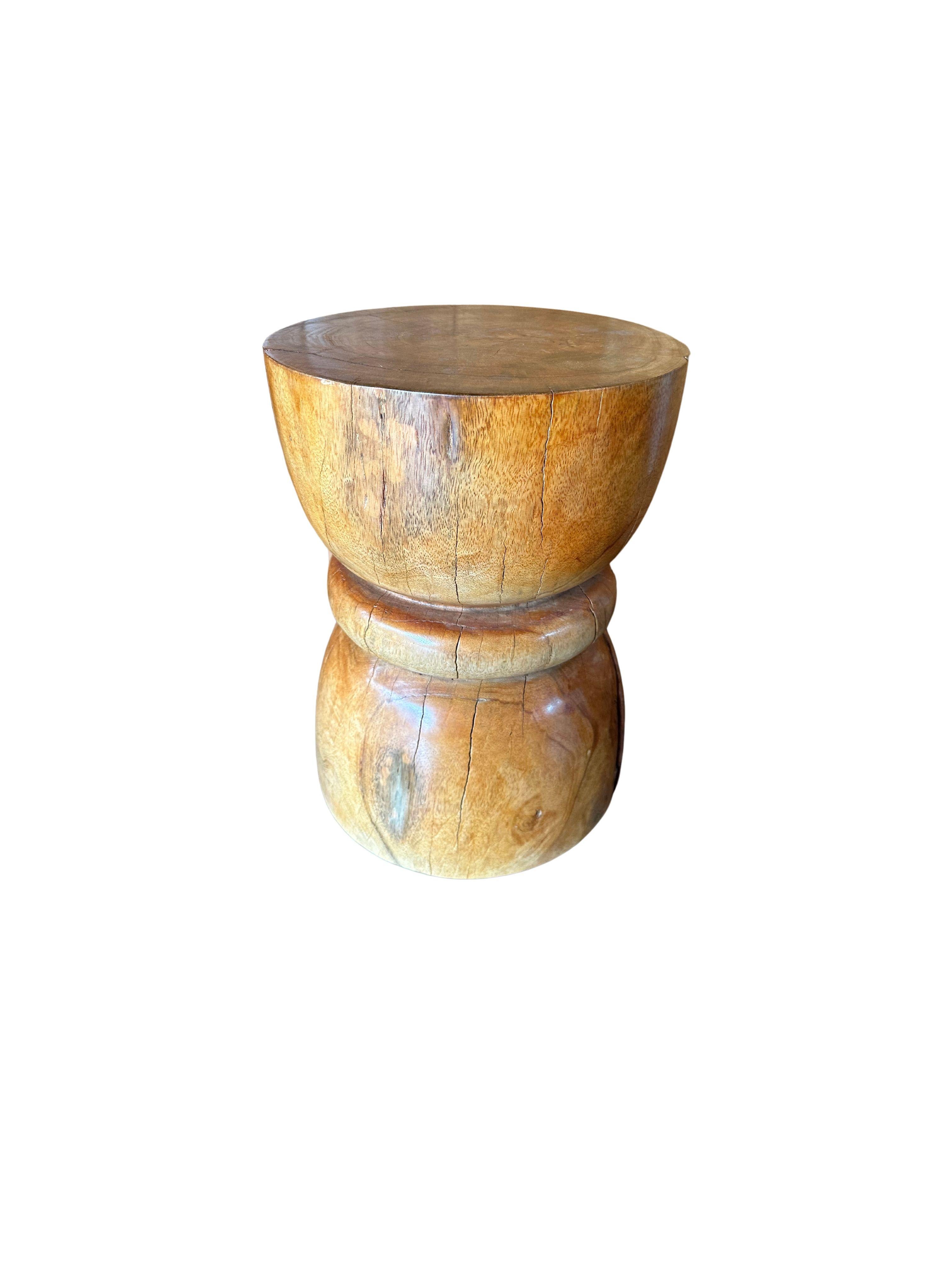 Sculptural Side Table Crafted from Solid Mango Wood For Sale 2