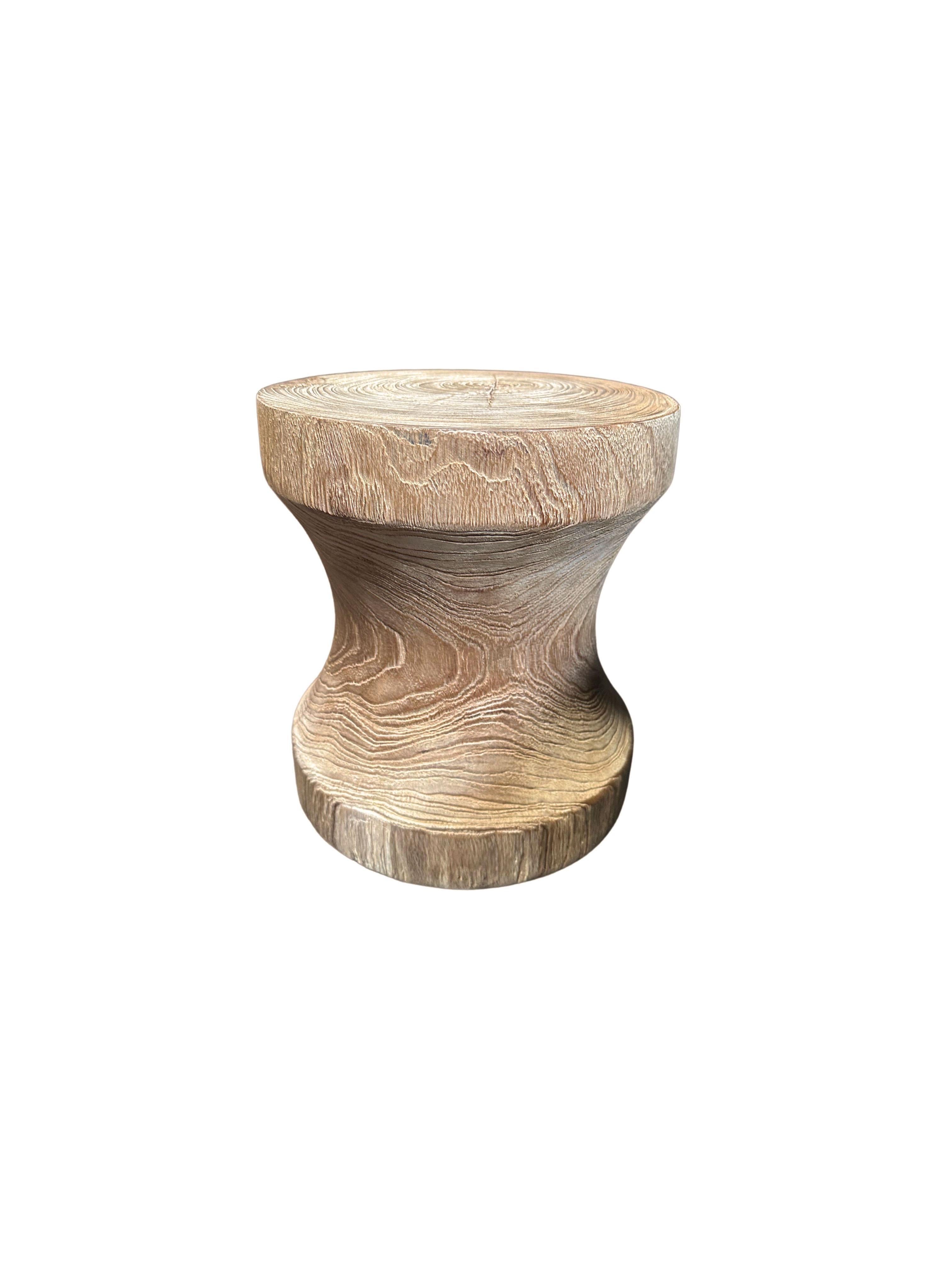 Sculptural Side Table Crafted from Teak Wood, With Stunning Textures In Good Condition For Sale In Jimbaran, Bali