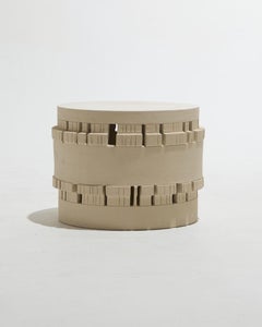 Sculptural side table in chamotte stoneware