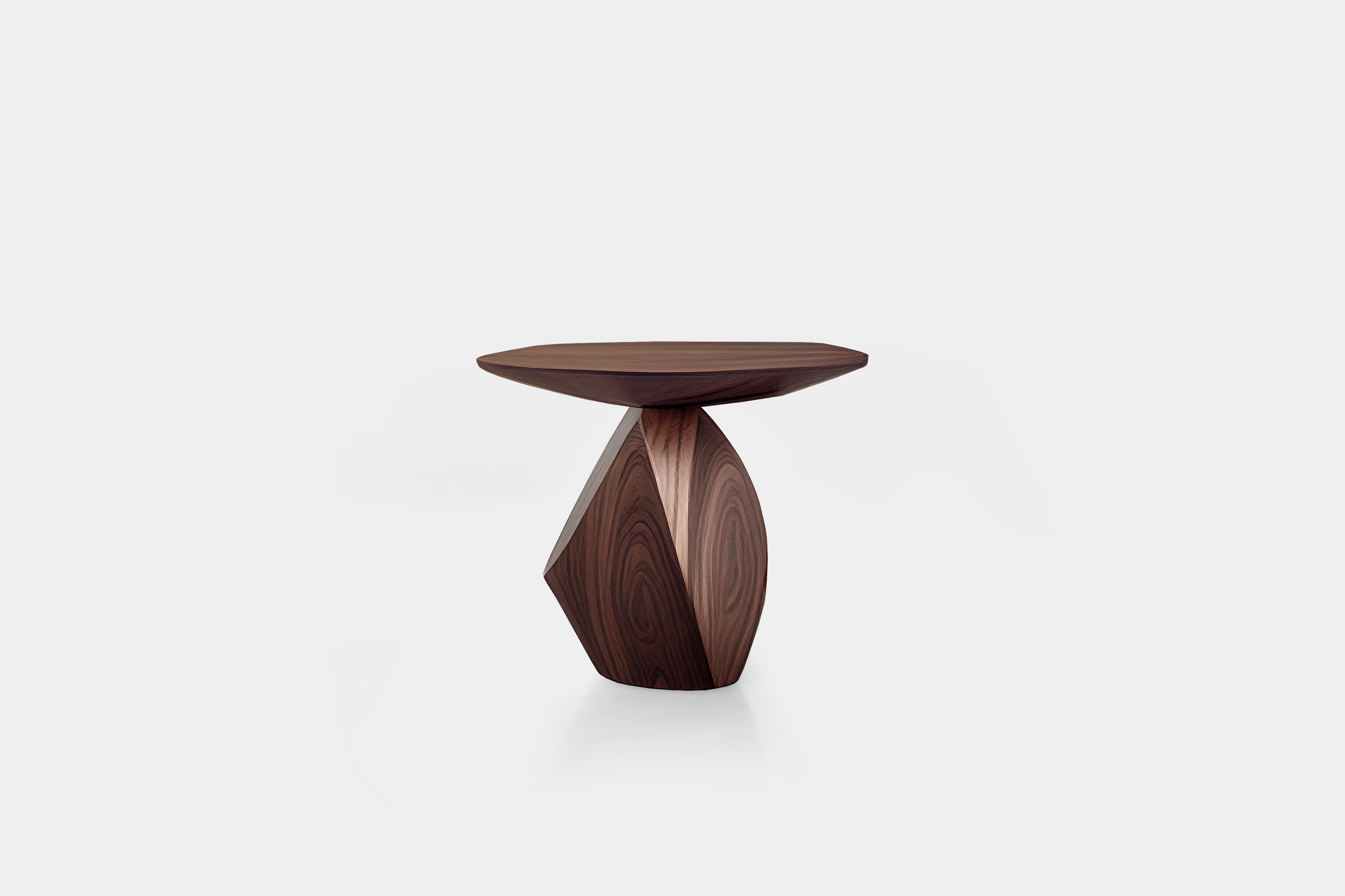 Artful Design Solace 3: Solid Walnut Auxiliary Table with Unique Wood Grain In New Condition For Sale In Estado de Mexico CP, Estado de Mexico