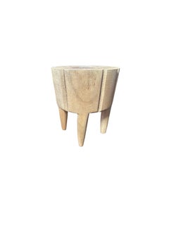 Sculptural Side Table Mango Wood Natural Finish