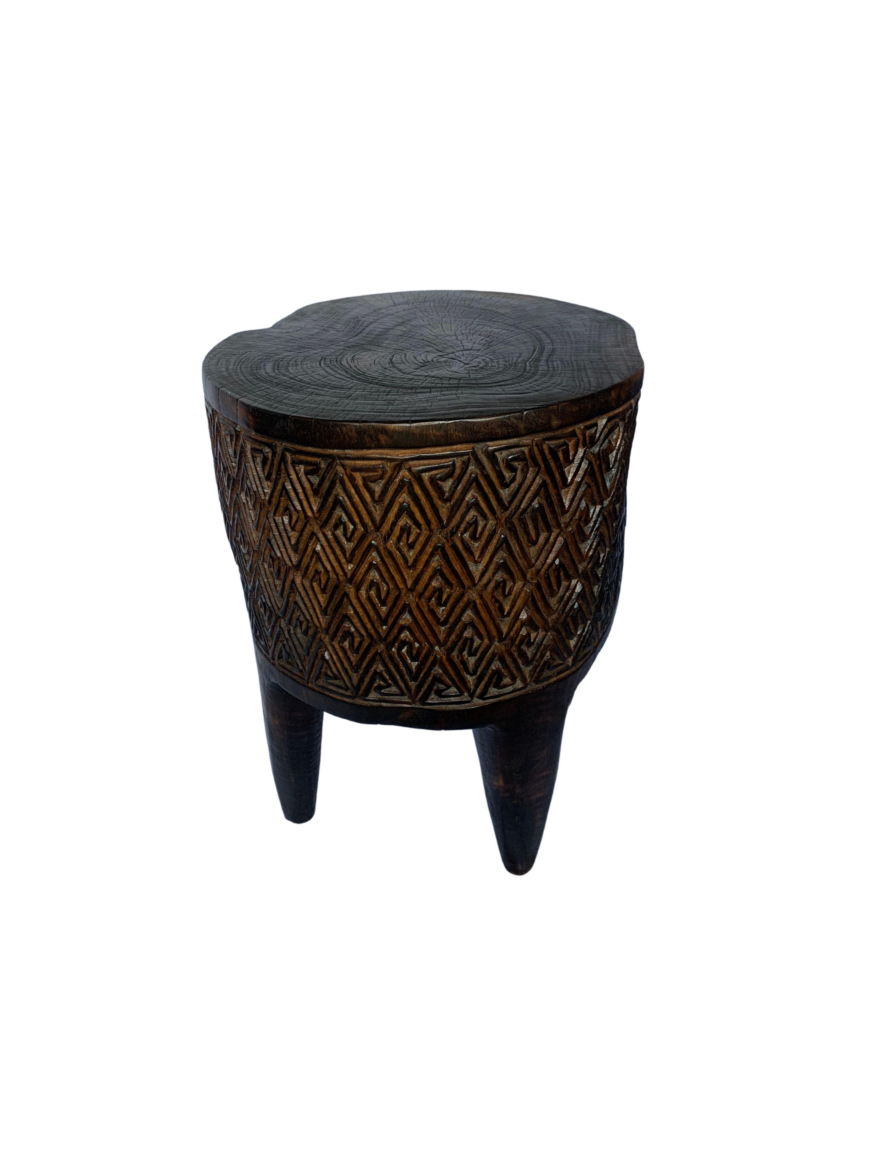 Indonesian Sculptural Side Table Solid Mango Wood, Carved Detailing For Sale