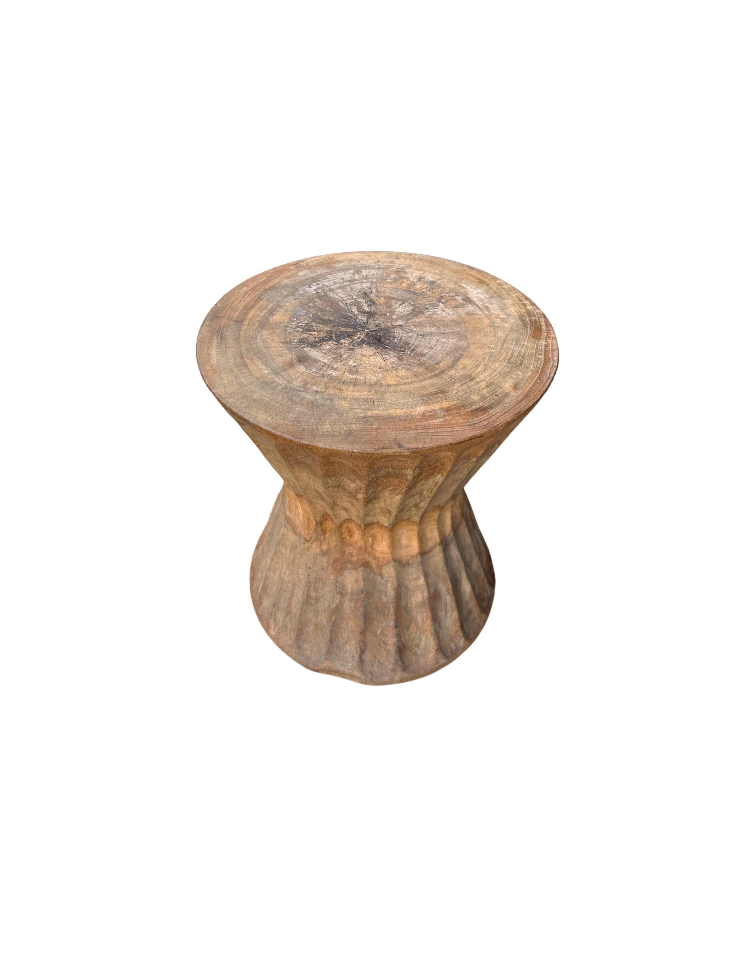 mango wood carved pedestal