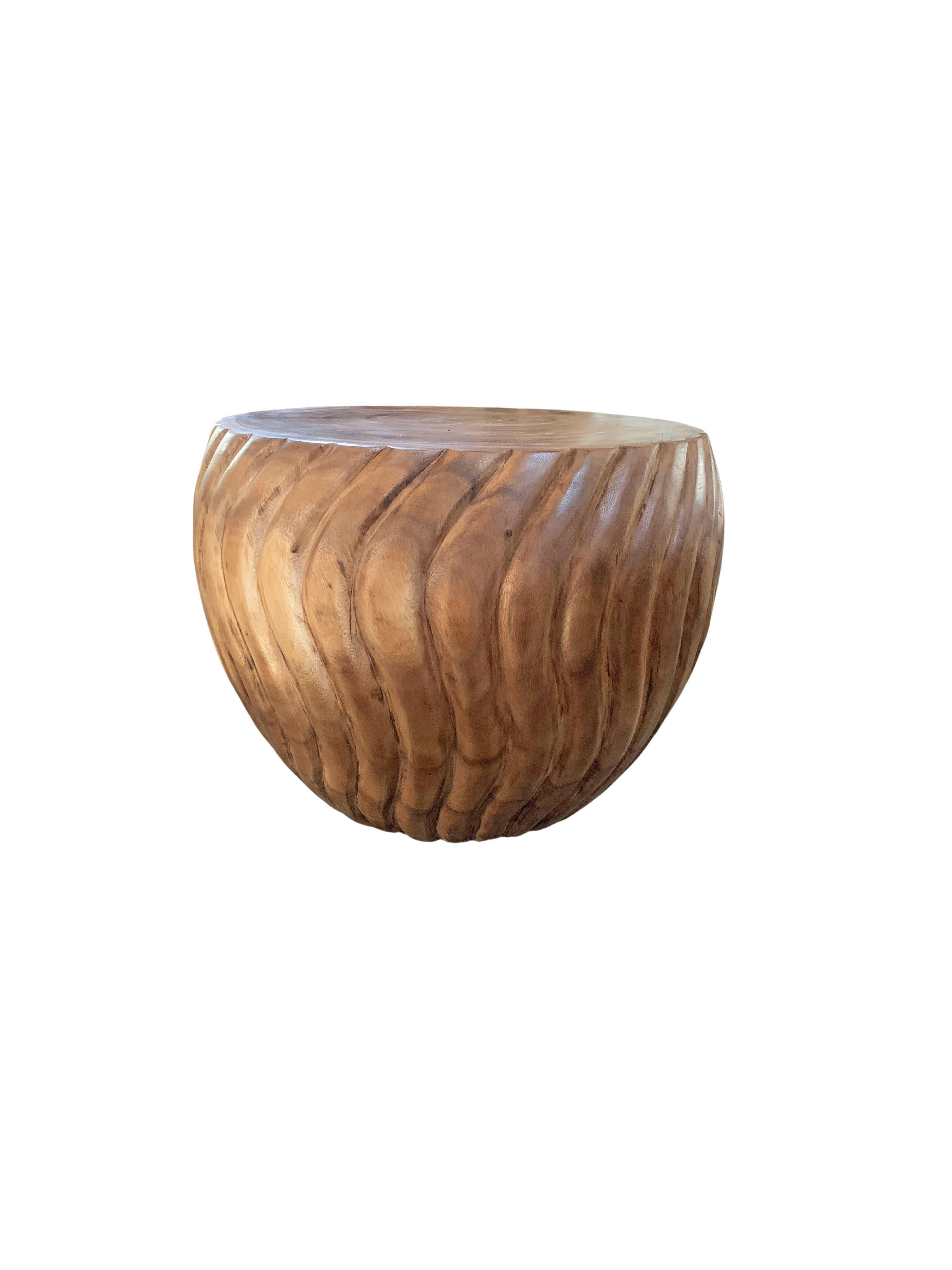 Indonesian Sculptural Side Table Solid Mango Wood, Carved Ribbed Detailing For Sale