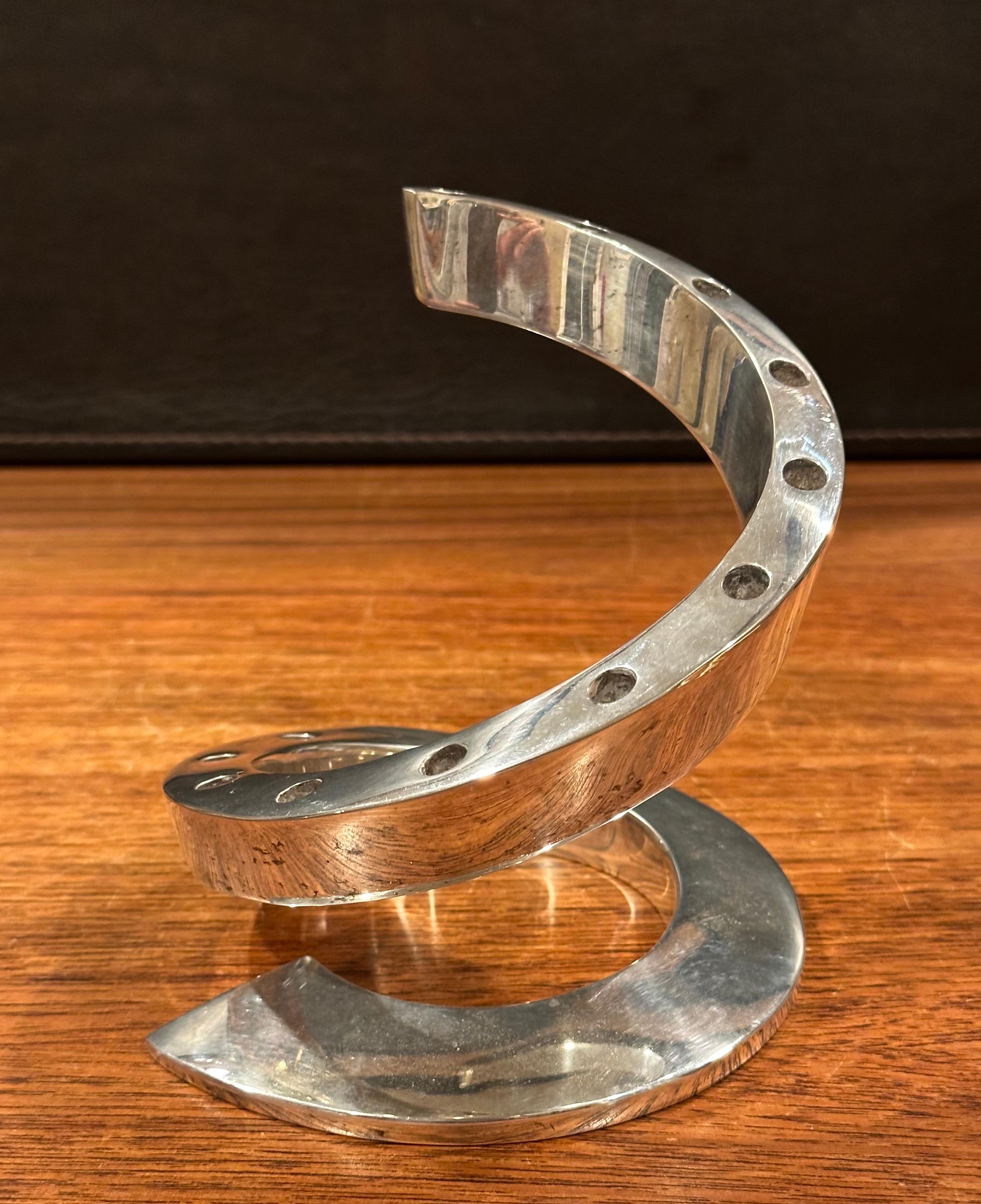 Porte-bougies sculpturale en métal argenté de Bertil Vallien pour Dansk Bon état - En vente à San Diego, CA