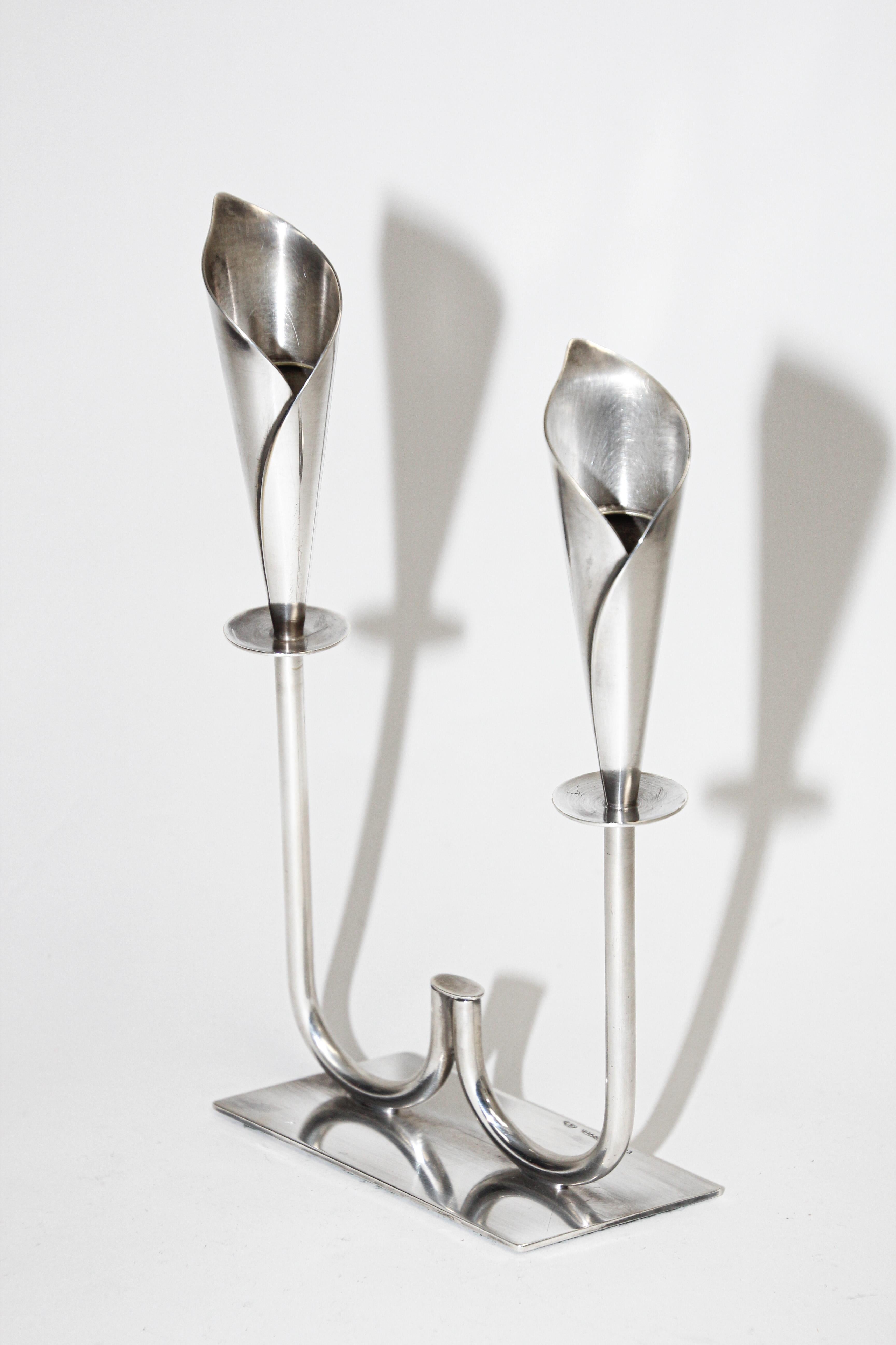 Scandinave moderne Bougeoirs sculpturaux Calla Lily en métal argenté Hans Jensen en vente