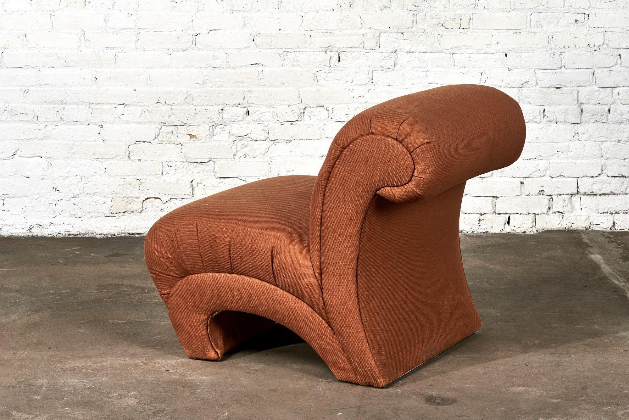 Sculptural Slipper Lounge Chair, 1970 In Good Condition For Sale In Chicago, IL