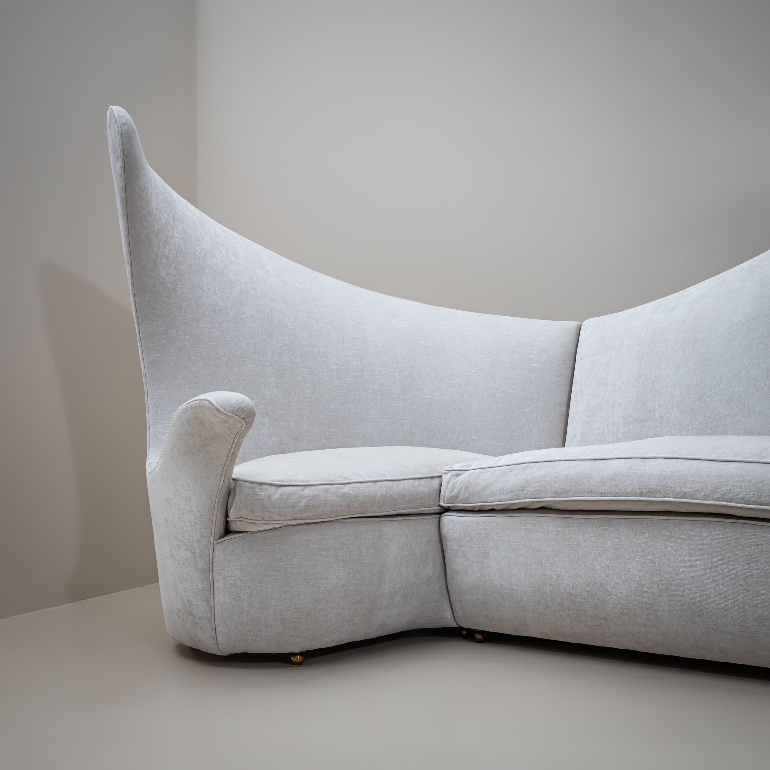 Skulpturales Sofa von Renzo Zavanella (1900-1988), Italien (Polster) im Angebot