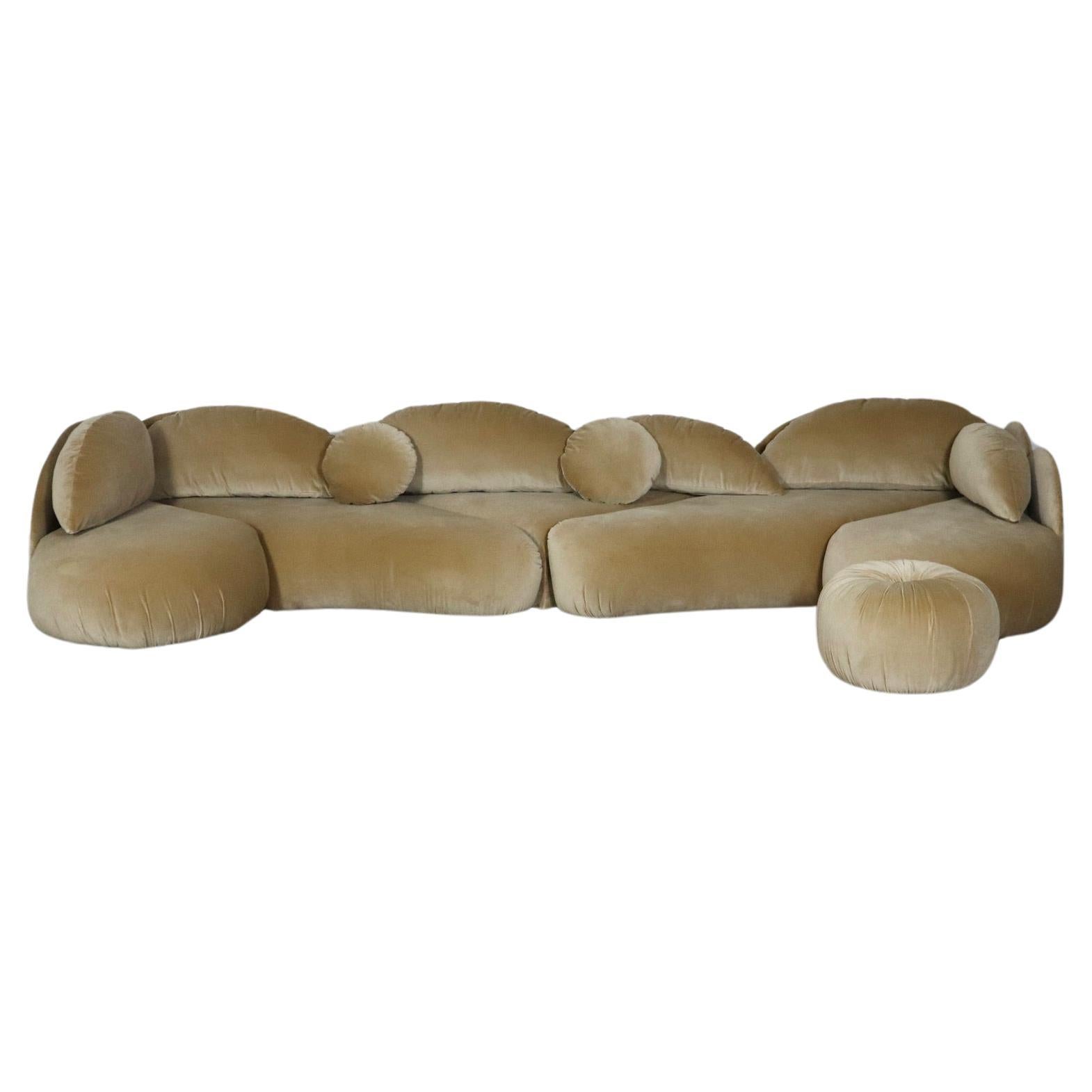 Sculptural Sofa In Velvet By Wiener Werkstätte, Austria 1970s