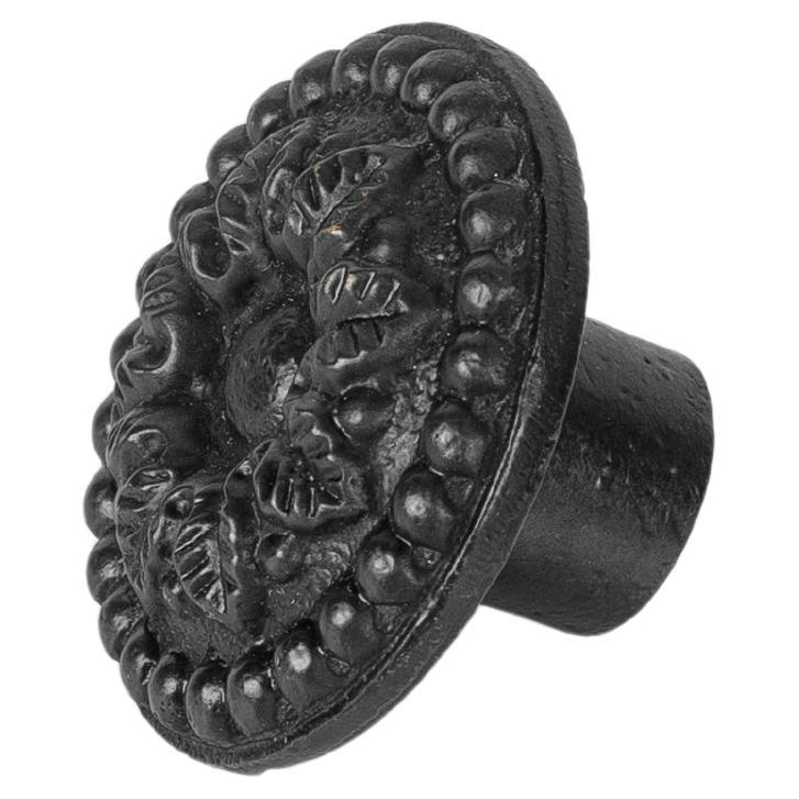 Pomos escultóricos de latón macizo para armarios