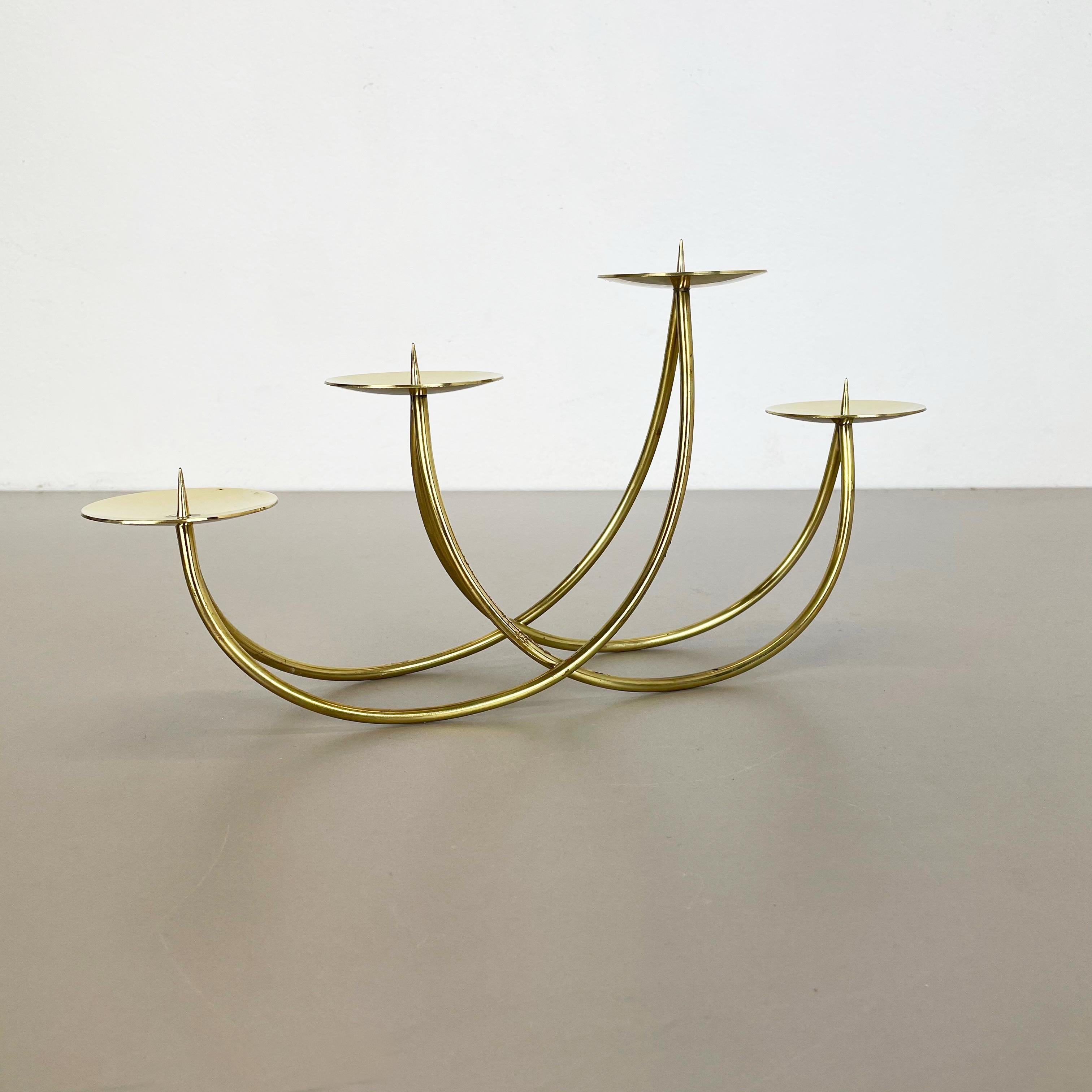 Article:

Sculptural candleholder


Origin:

Germany


Producer:

Harald Buchrucker


Material:

Solid brass


Decade:

1950s




This original vintage candleholder, was produced in the 1950s in Germany by Harald