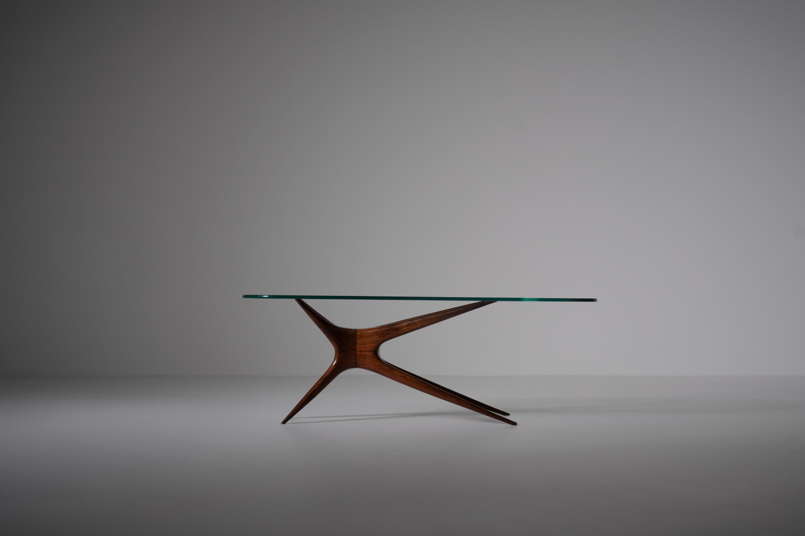 Sculptural Solid Rosewood Coffee Table, Italy, 1950s In Good Condition In Rotterdam, NL