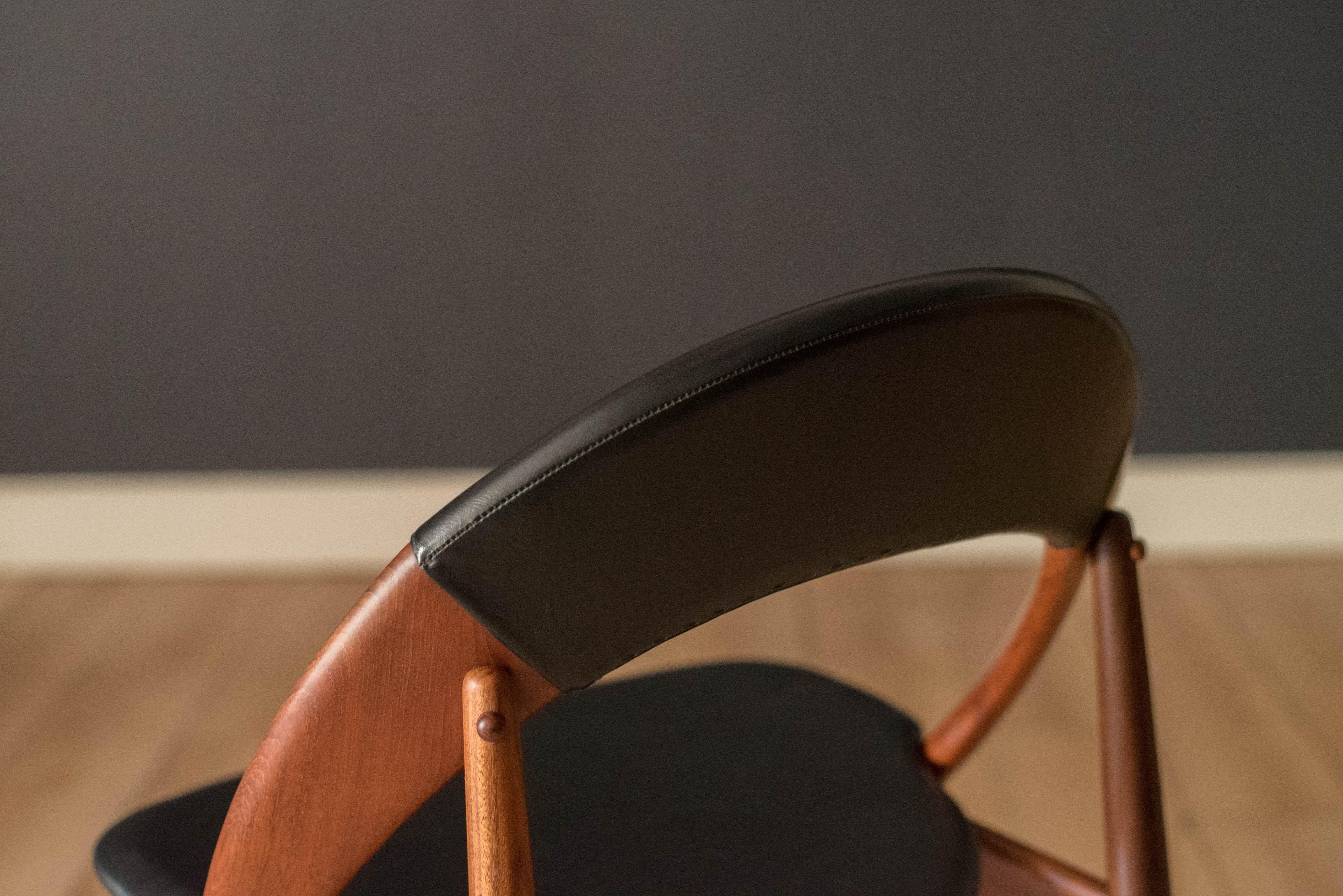 Sculptural Solid Teak Danish Modern Hoop Dining Chair by Arne Hovmand-Olsen For Sale 5