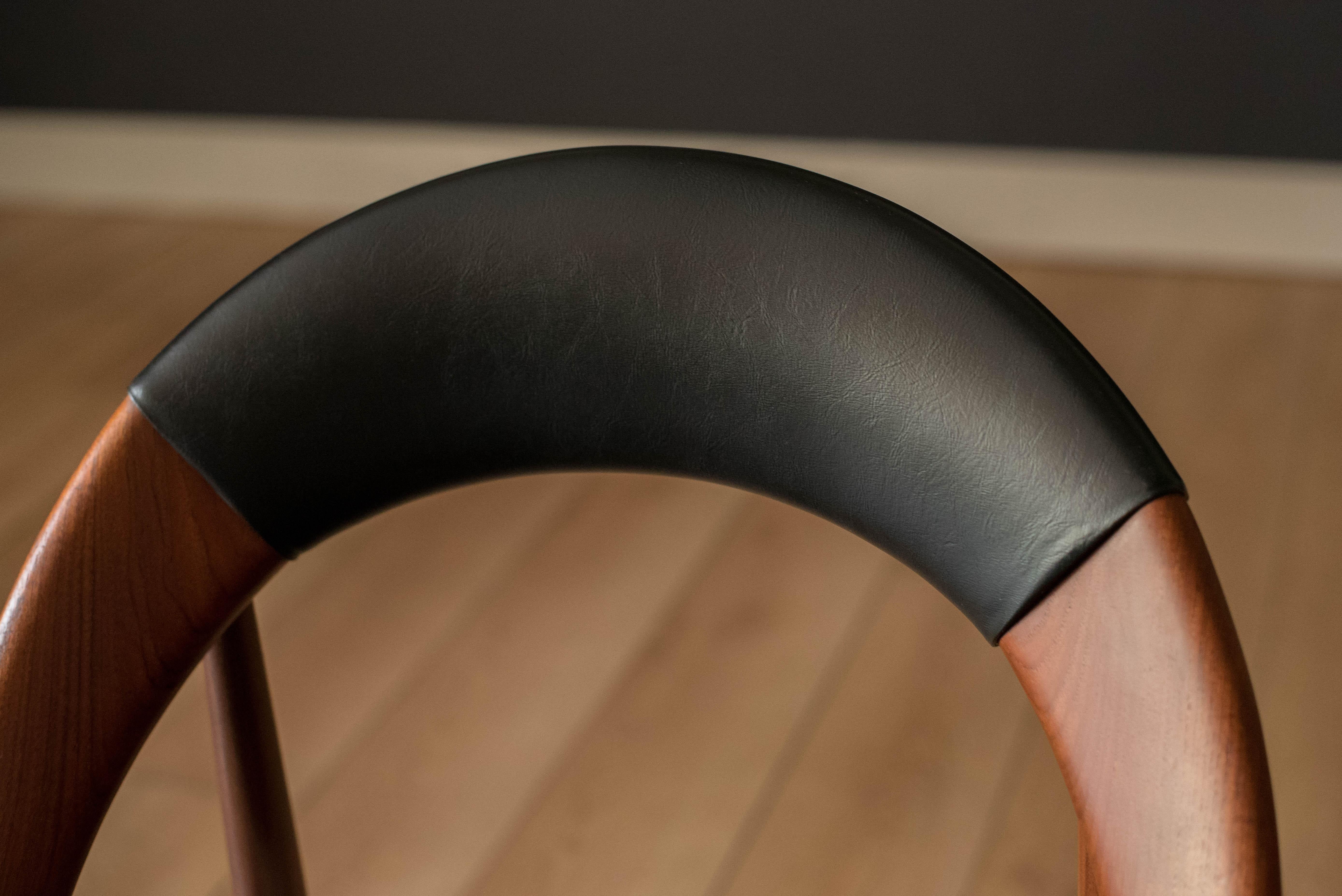 Sculptural Solid Teak Danish Modern Hoop Dining Chair by Arne Hovmand-Olsen For Sale 1