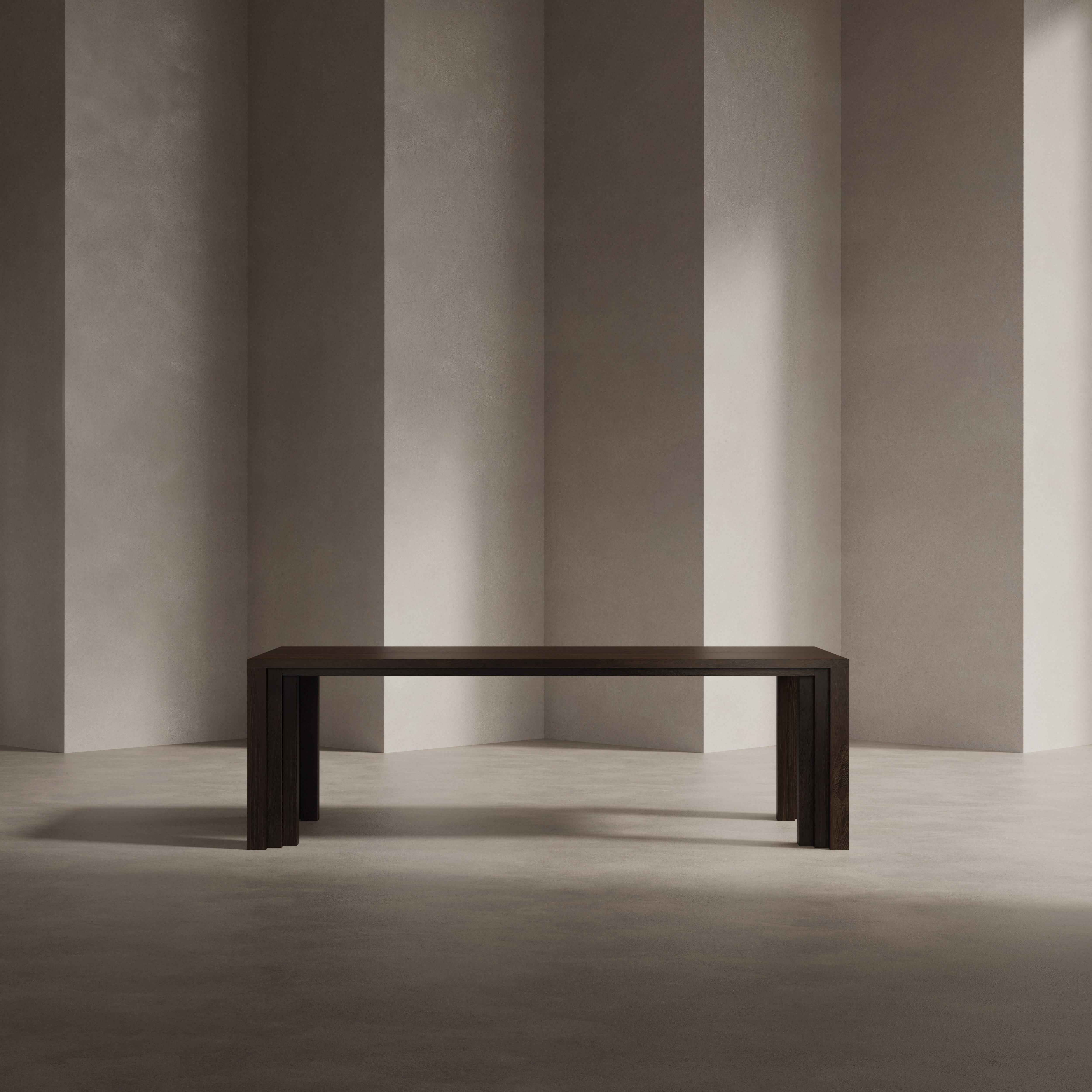 Brutalisme Table de salle à manger moderne sculpturale en bois massif - Chêne clair naturel en vente