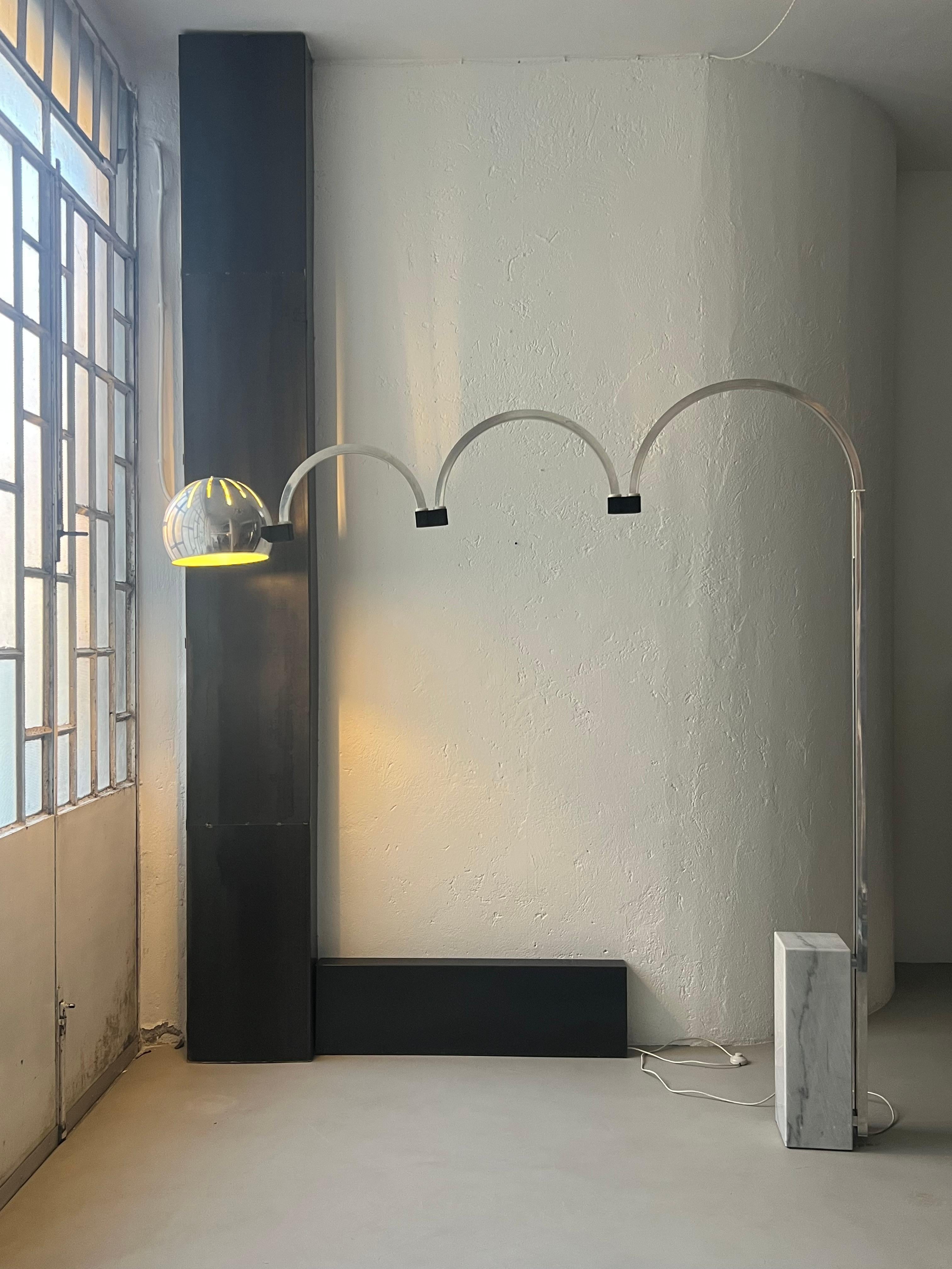 Italian Sculptural Space Age Arco Floor Lamp, Chrome Metal, Three arches extendable For Sale
